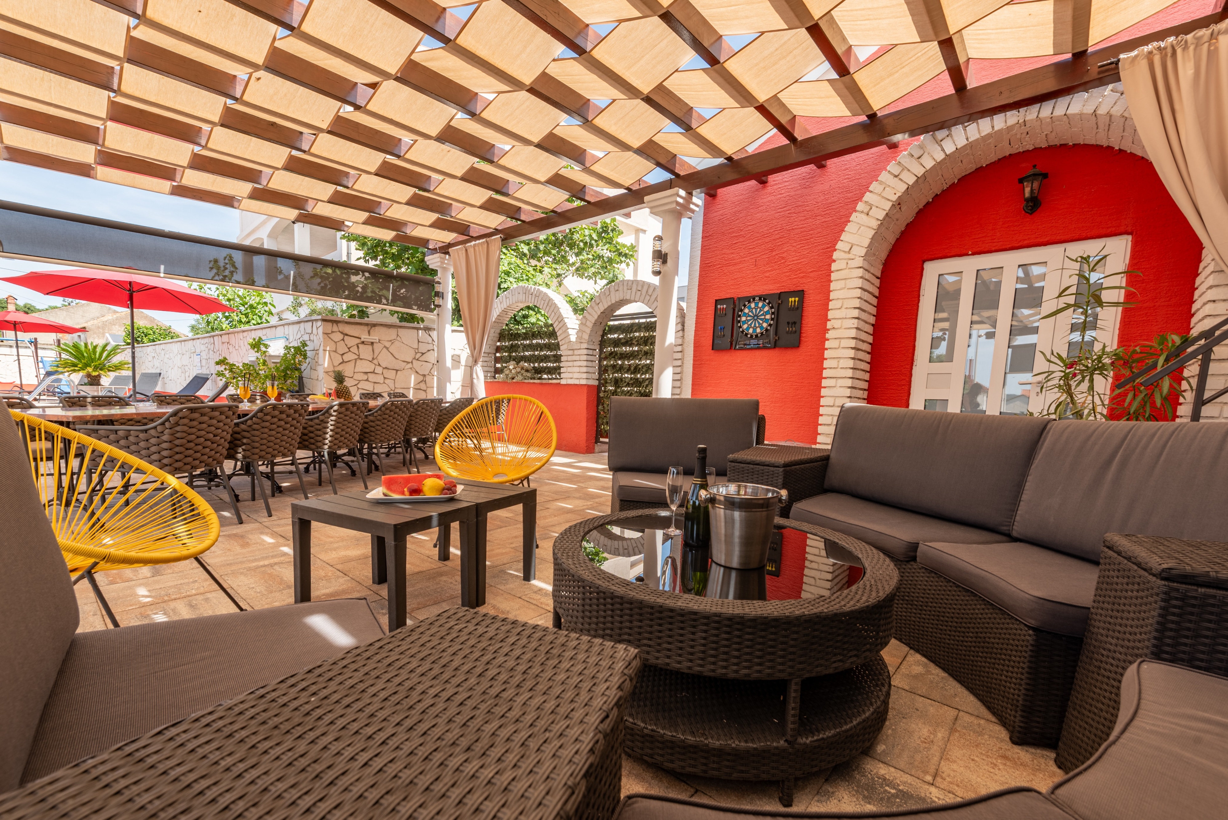 Comfortable and spacious house with terrace Turanj, Biograd  K