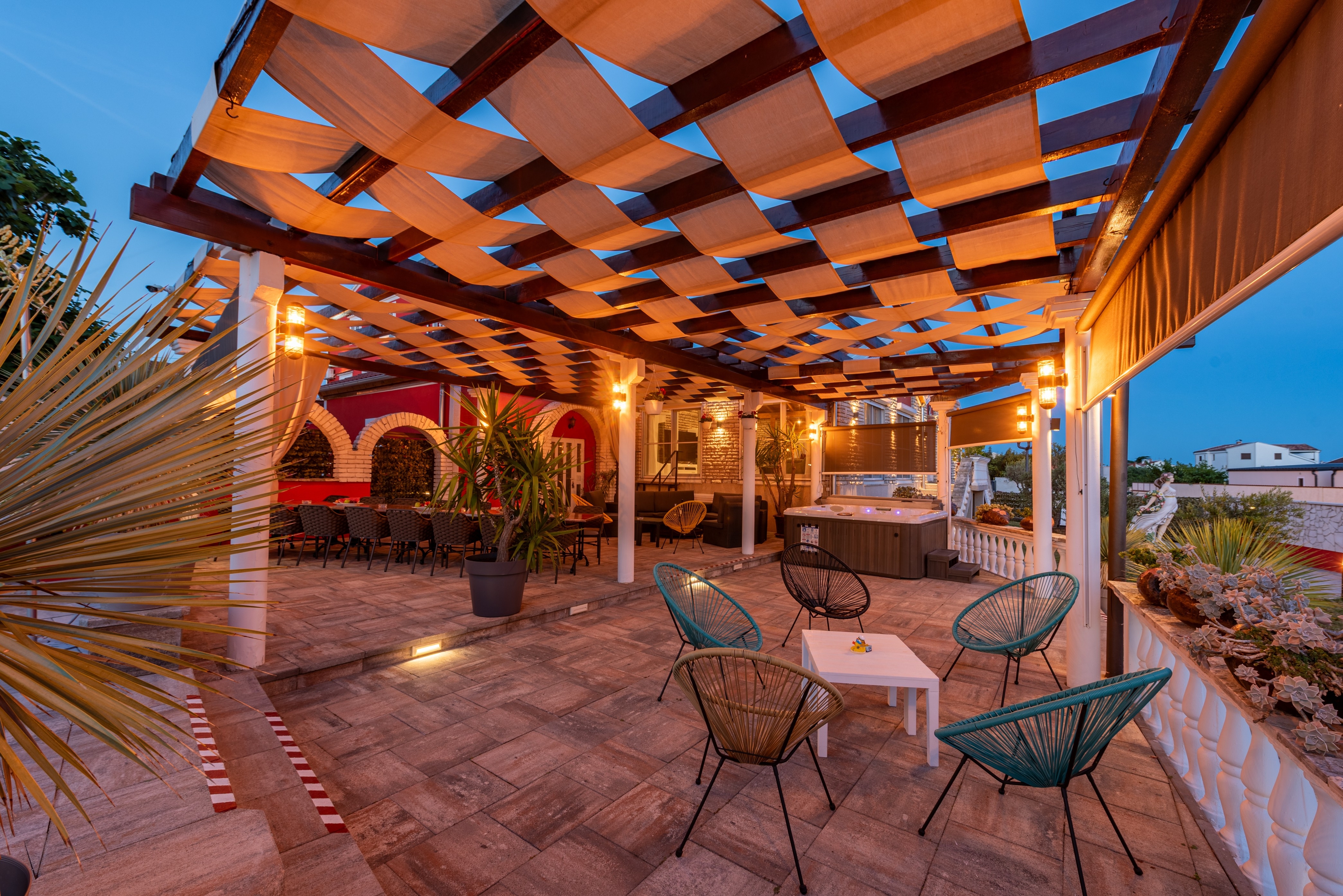 Comfortable and spacious house with terrace Turanj, Biograd  K