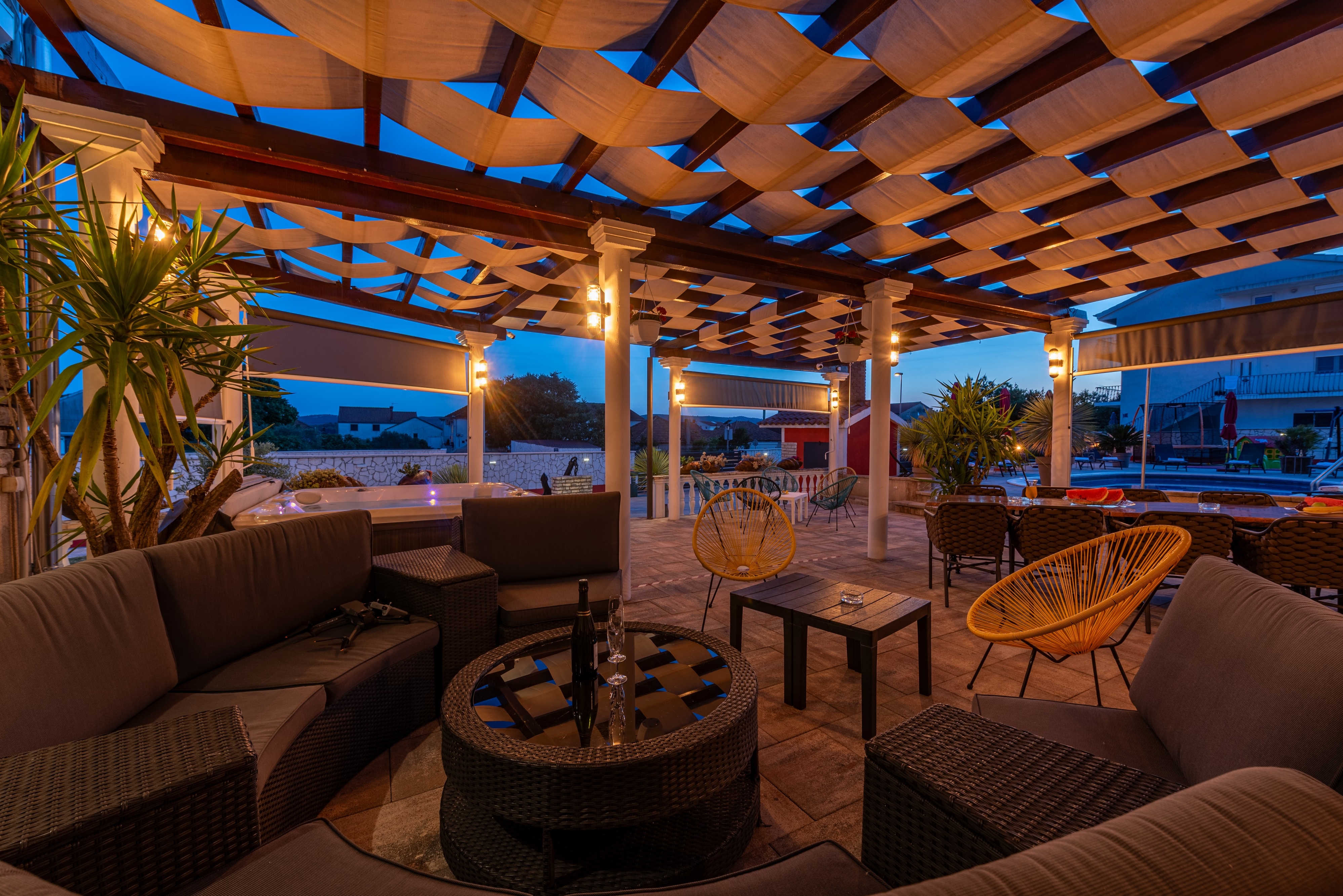 Comfortable and spacious house with terrace Turanj, Biograd  K