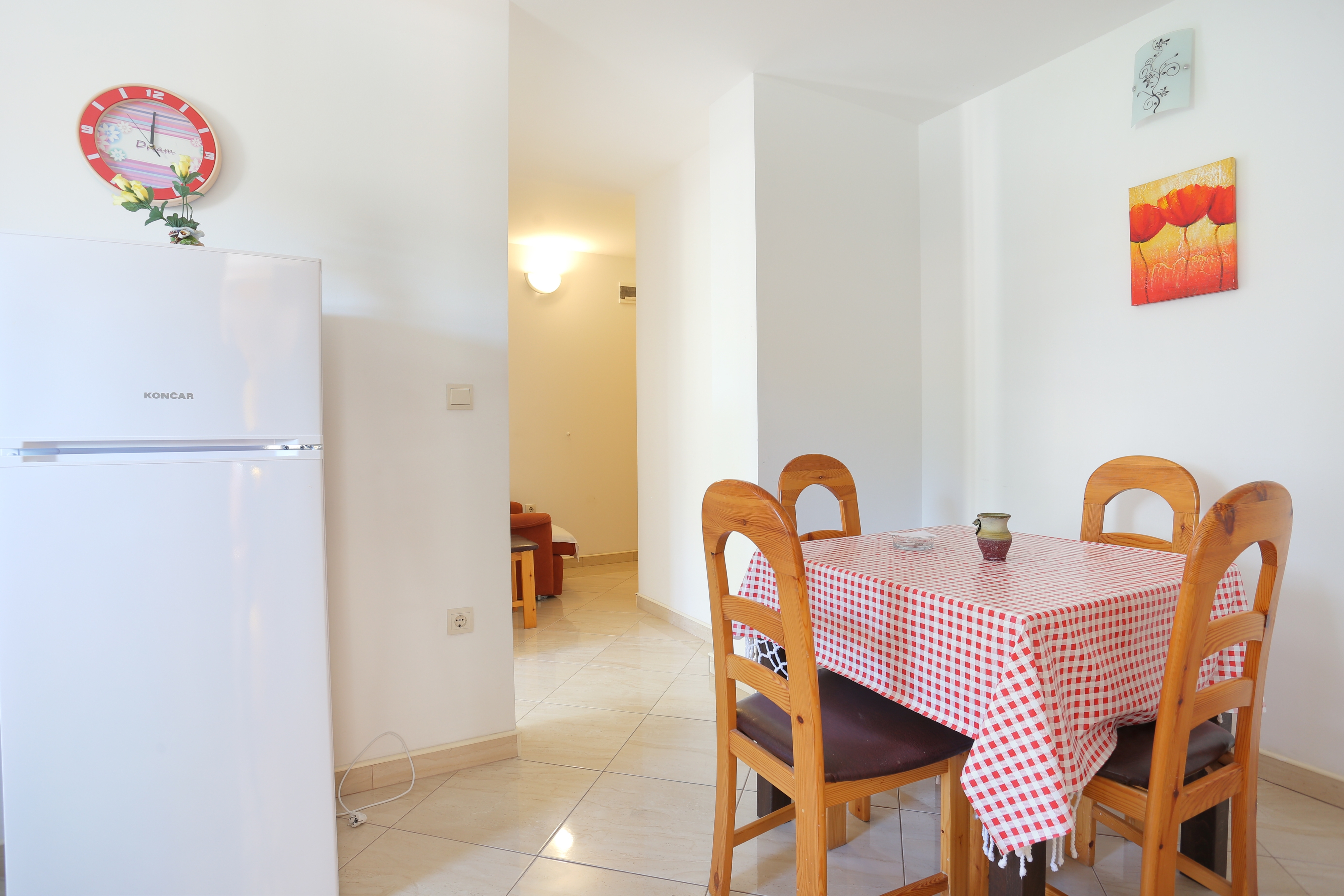 Two bedroom apartment with balcony and sea view Živogošće - Porat, Makarska (A-18218-c) Two bedroom apartment with balcony and sea view Živogošće - Porat, Makarska (A-18218-c)