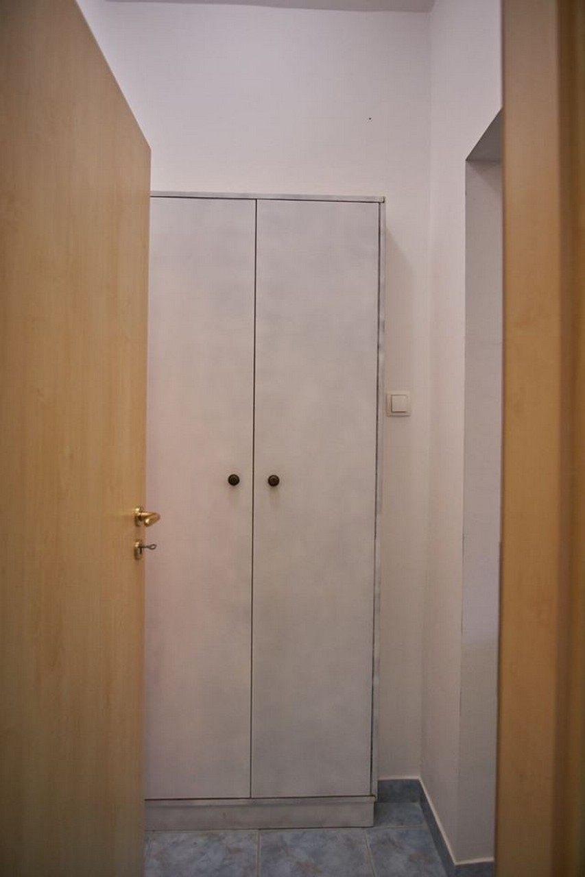 One bedroom apartment with terrace Vinišće, Trogir  A-a