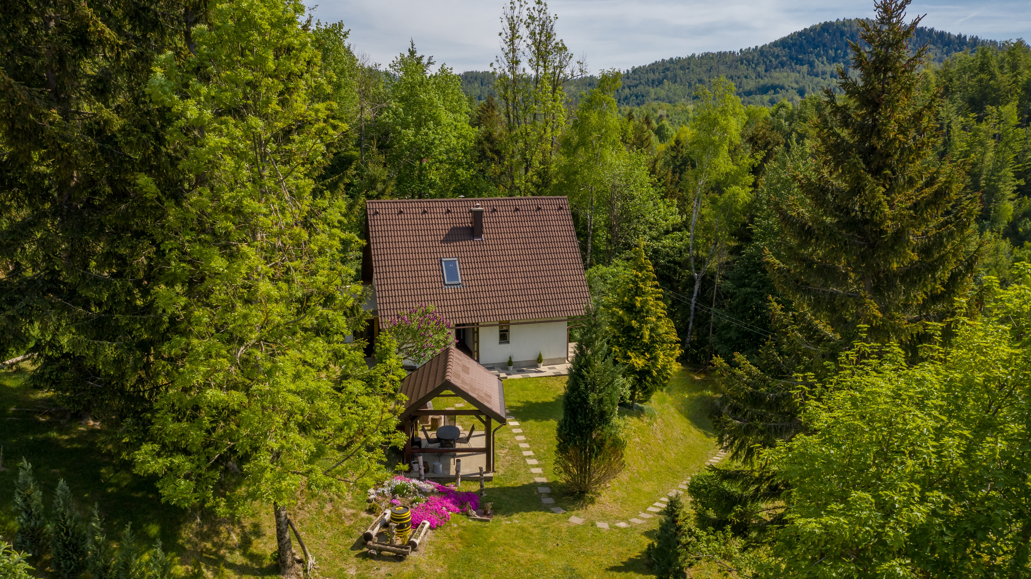 Jednosobna kuća s terasom Lokve, Gorski kotar  K