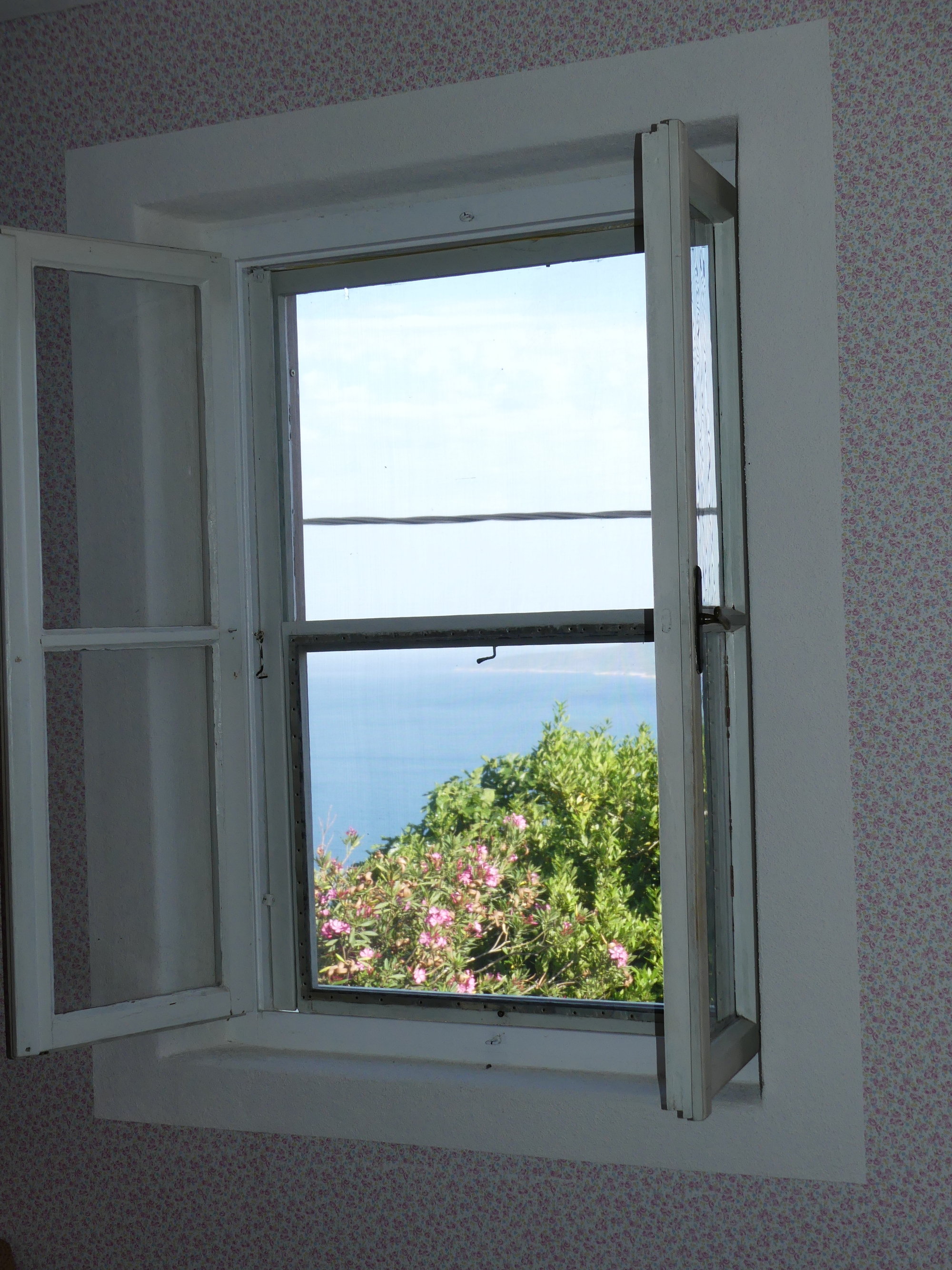 Two bedroom house with terrace and sea view Lokva Rogoznica, Omiš  K