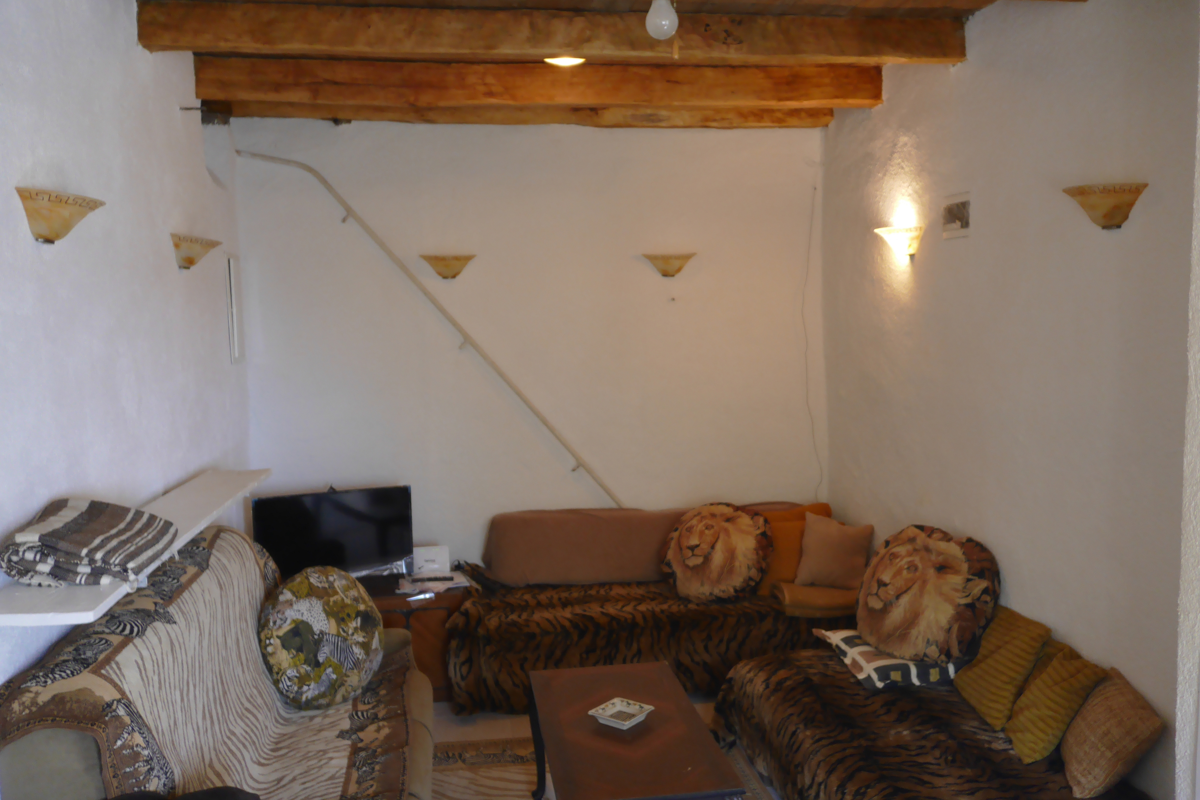 Two bedroom house with terrace and sea view Lokva Rogoznica, Omiš (K-18247)