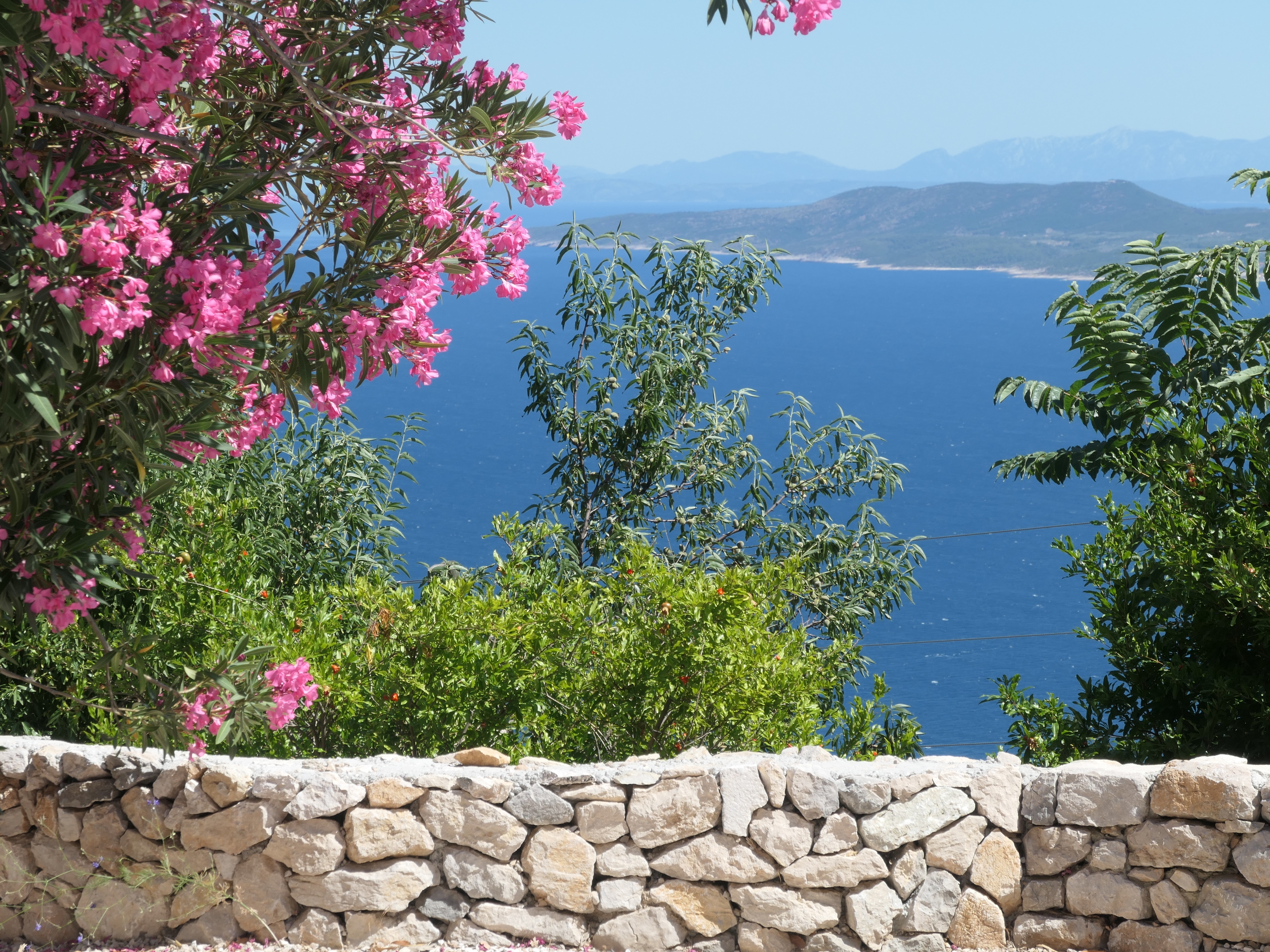 Two bedroom house with terrace and sea view Lokva Rogoznica, Omiš (K-18247)