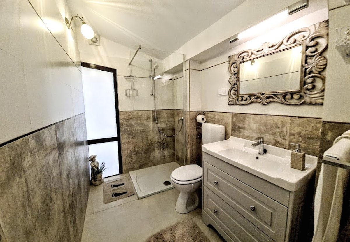 Two bedroom apartment with terrace and sea view Cove Poplat, Korčula  A-a