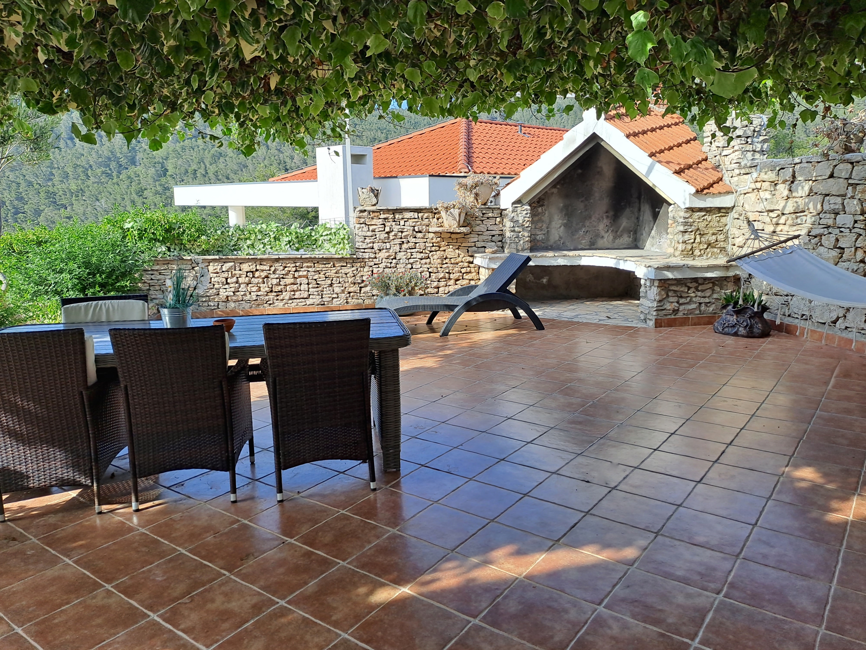 One bedroom apartment with terrace and sea view Cove Poplat, Korčula  A-b