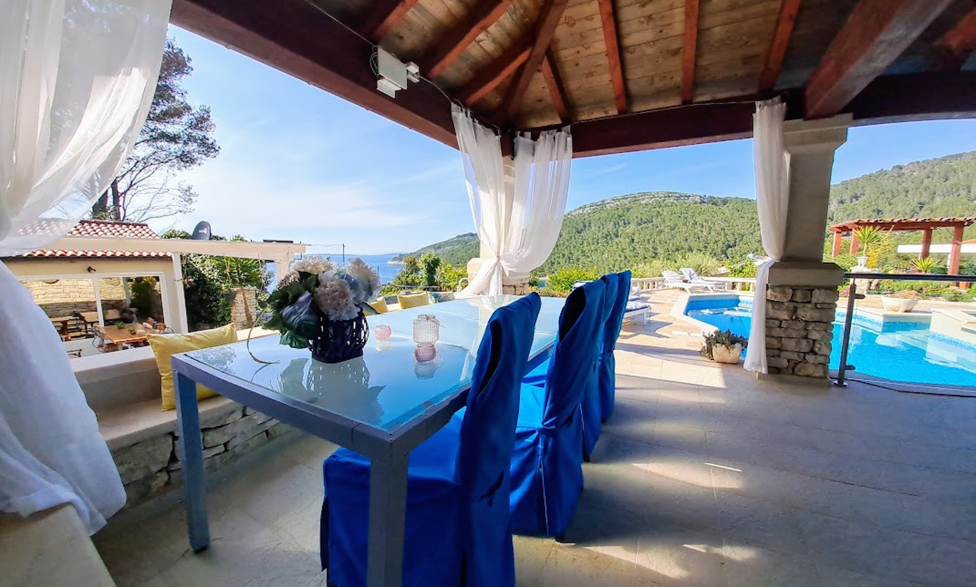 Two bedroom apartment with terrace and sea view Cove Poplat, Korčula  A-d