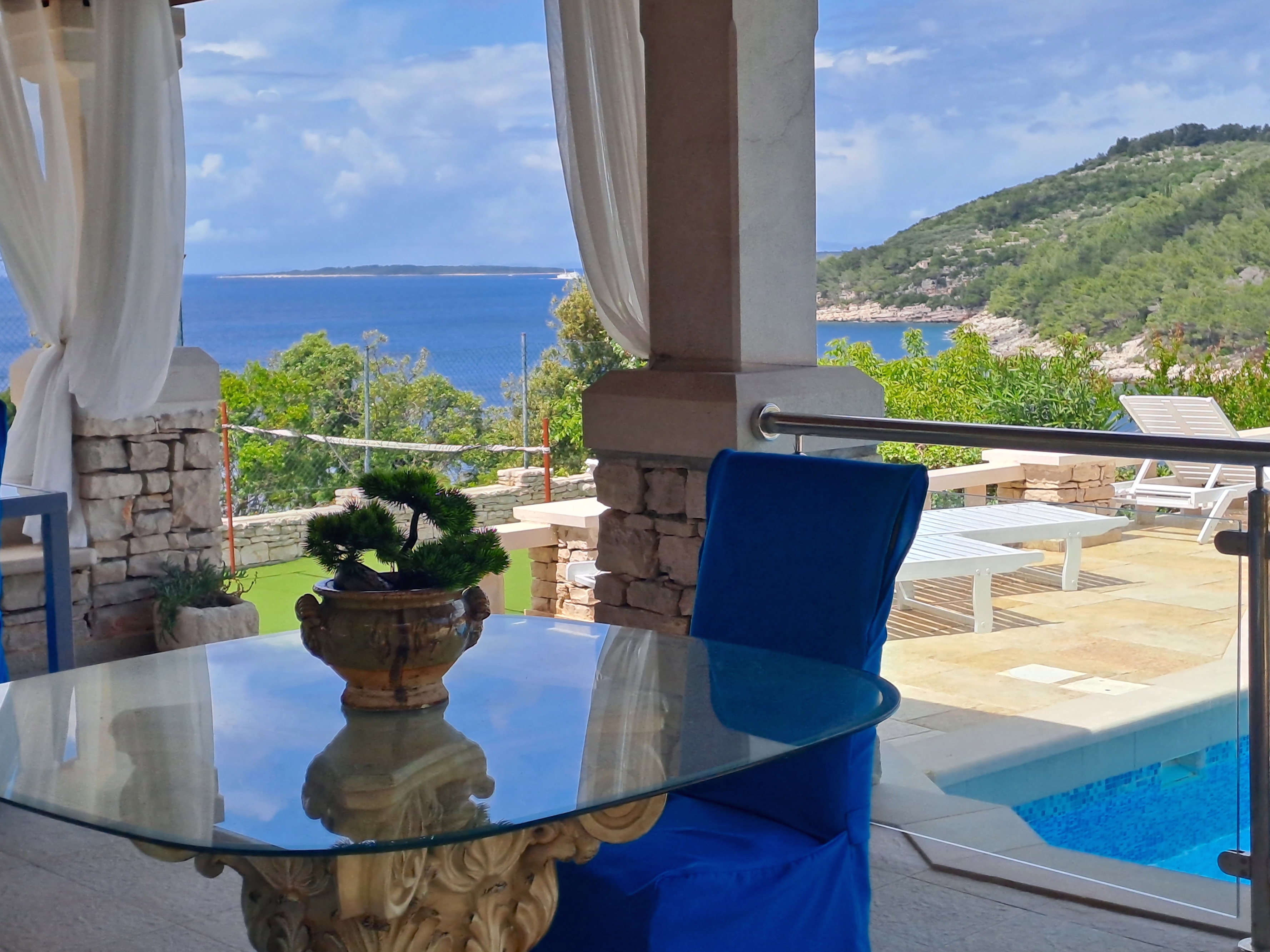 Two bedroom apartment with terrace and sea view Cove Poplat, Korčula (A-18258-d)