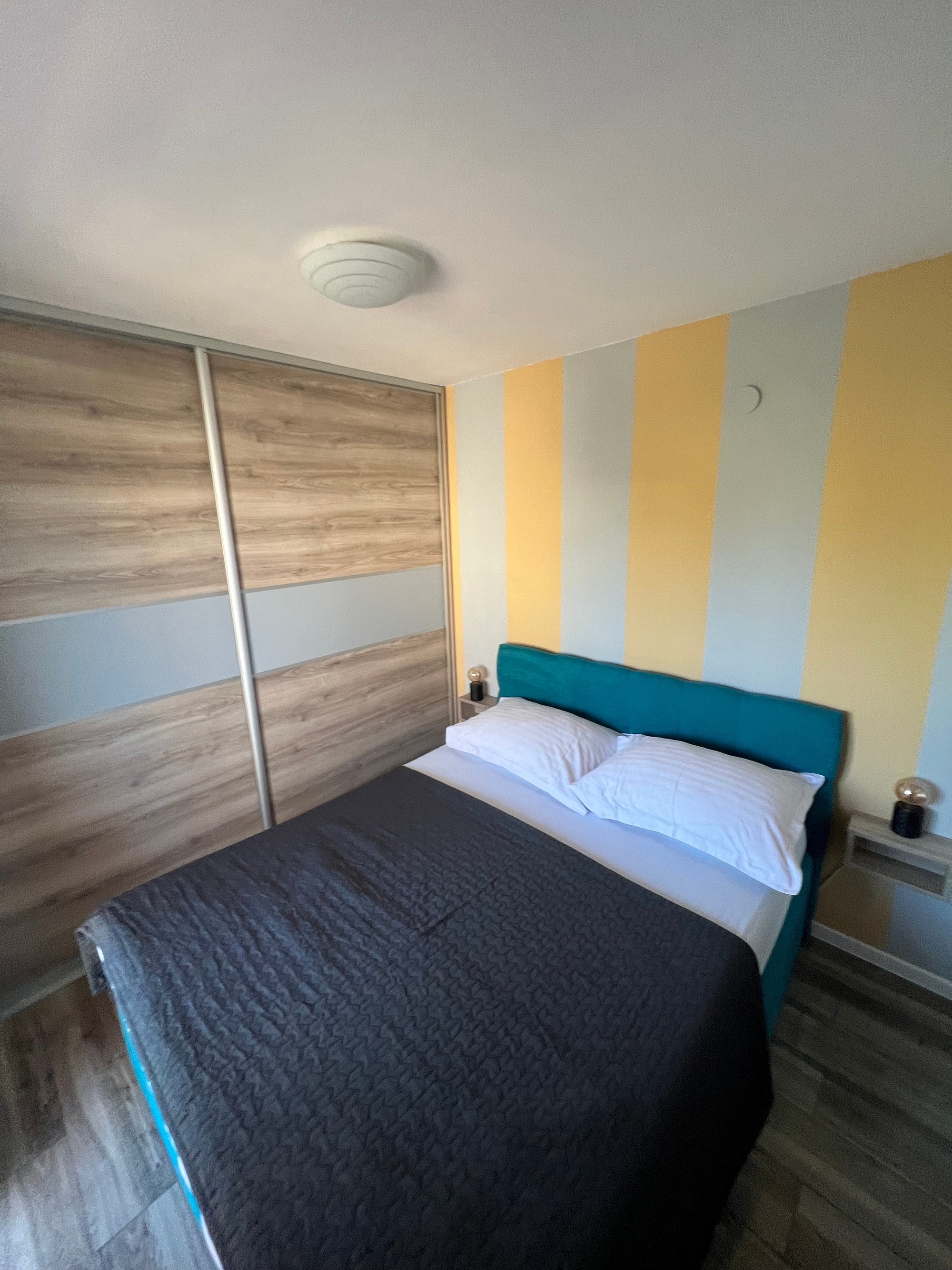 Three bedroom apartment with terrace and sea view Klenovica, Novi Vinodolski  A-a
