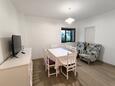 Obývací pokoj Dramalj, Obývací pokoj v ubytování typu apartment, domácí mazlíčci povoleni a WiFi.