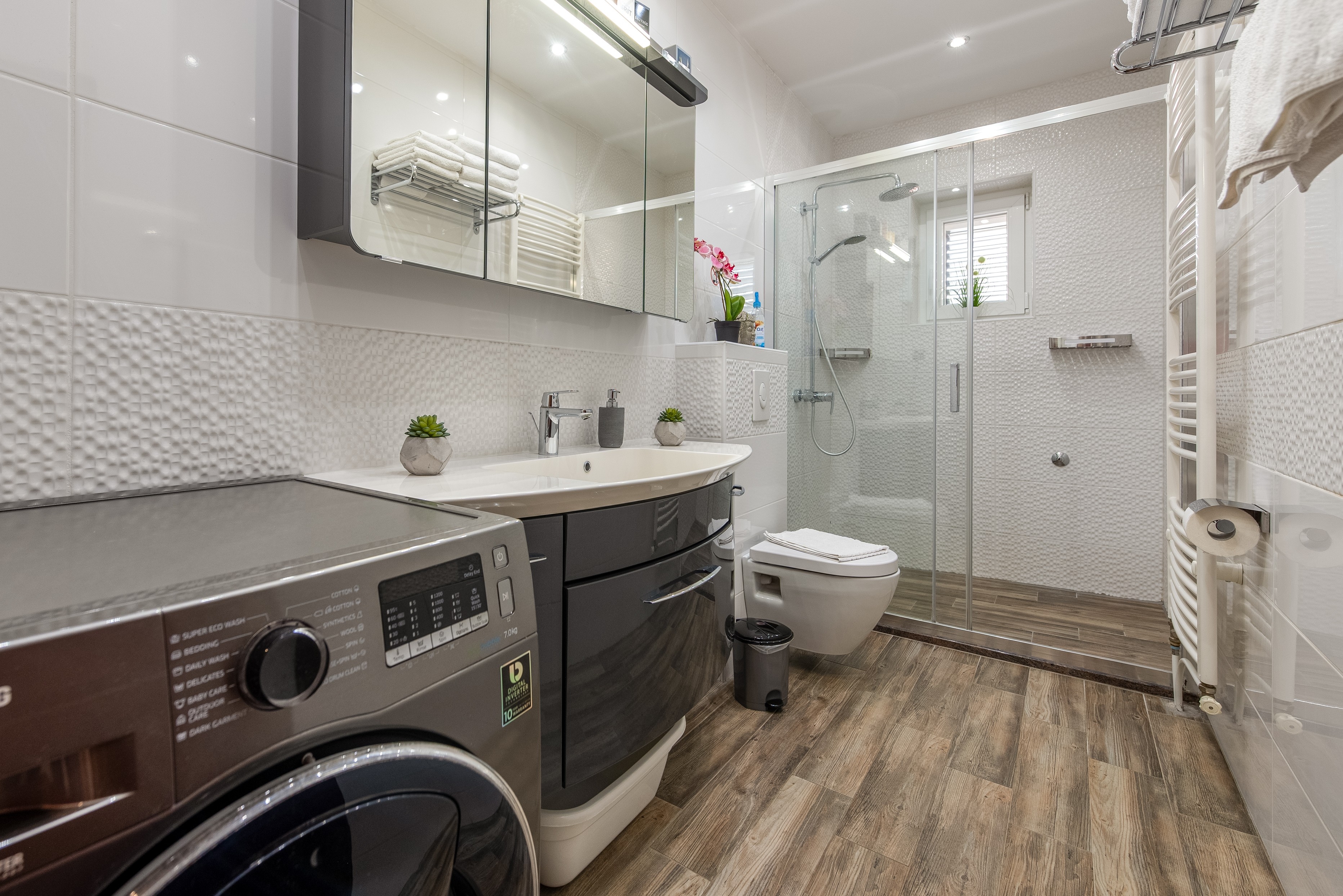 Comfortable and spacious house with terrace and sea view Turanj, Biograd  K