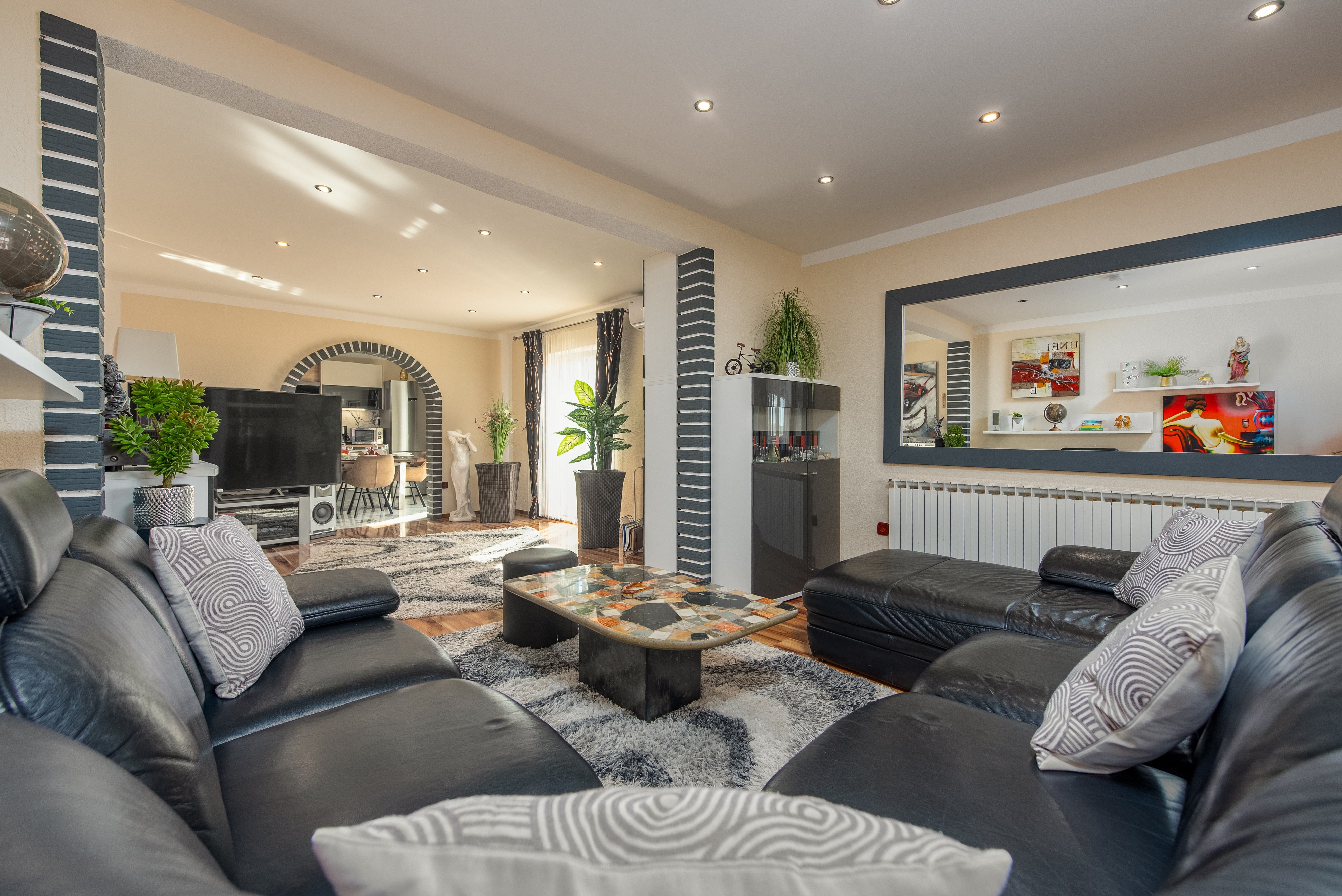 Comfortable and spacious house with terrace and sea view Turanj, Biograd (K-18274) Comfortable and spacious house with terrace and sea view Turanj, Biograd (K-18274)