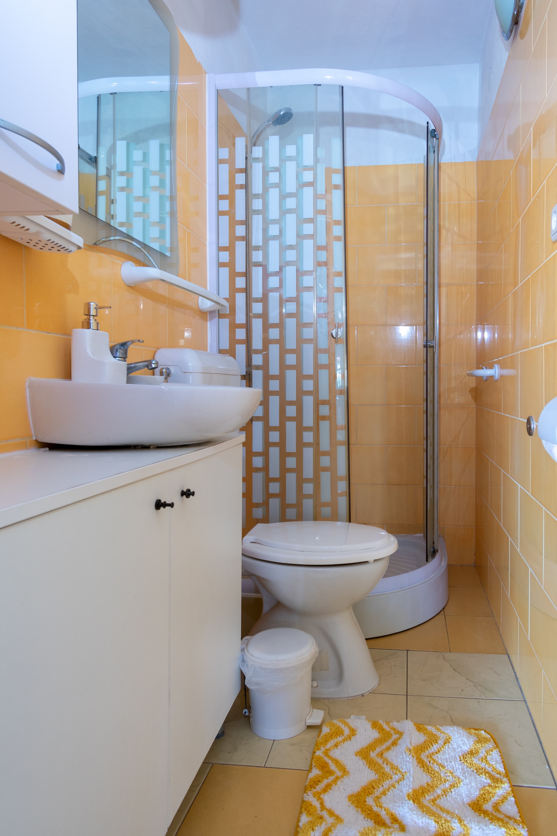 Two bedroom apartment with balcony and sea view Bibinje, Zadar  A-a