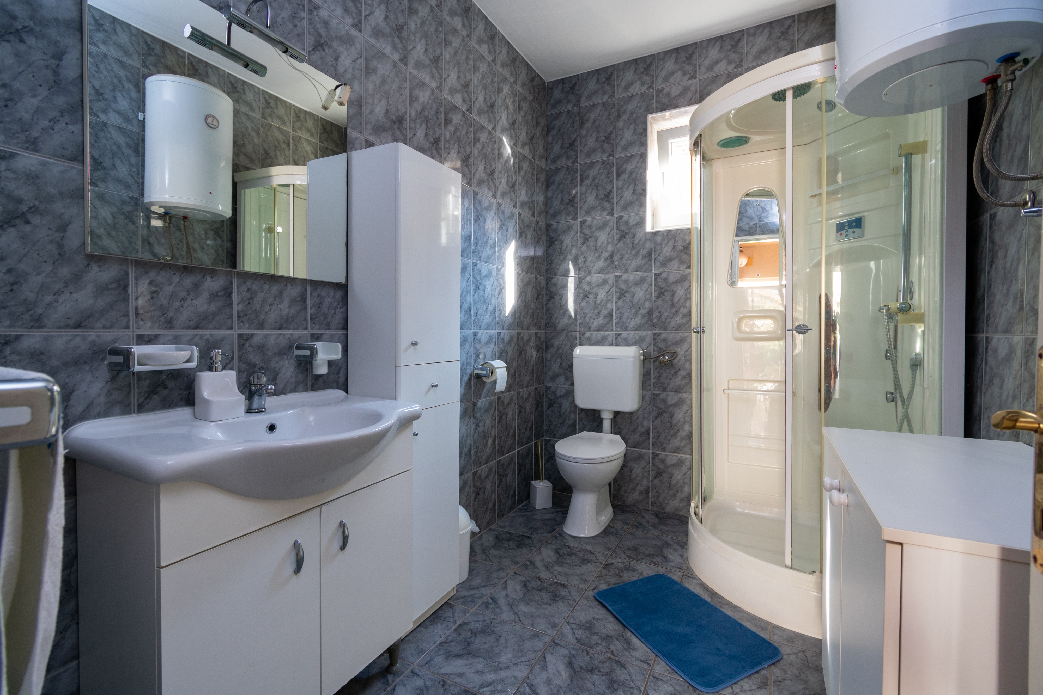 Four bedroom apartment with terrace Bibinje, Zadar  A-b