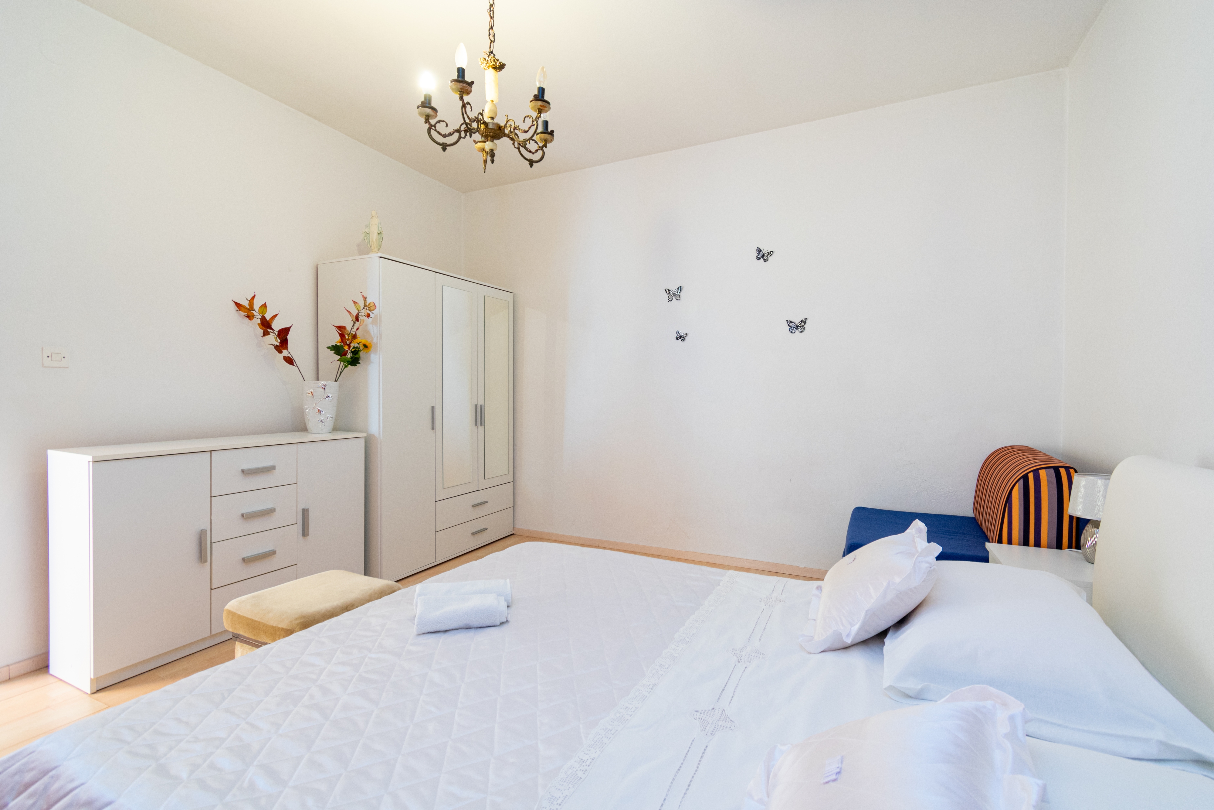 Four bedroom apartment with terrace Bibinje, Zadar  A-b