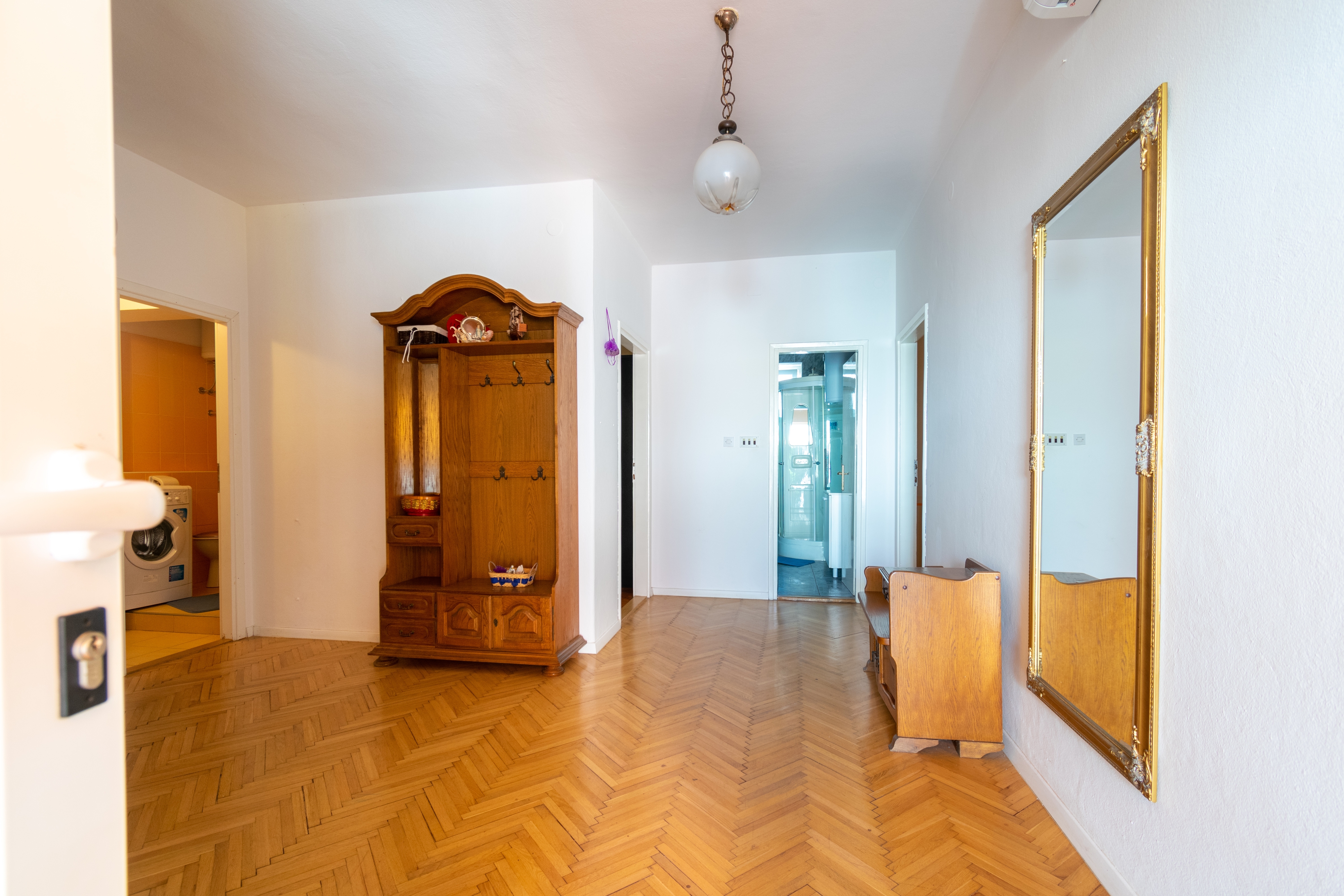 Four bedroom apartment with terrace Bibinje, Zadar  A-b
