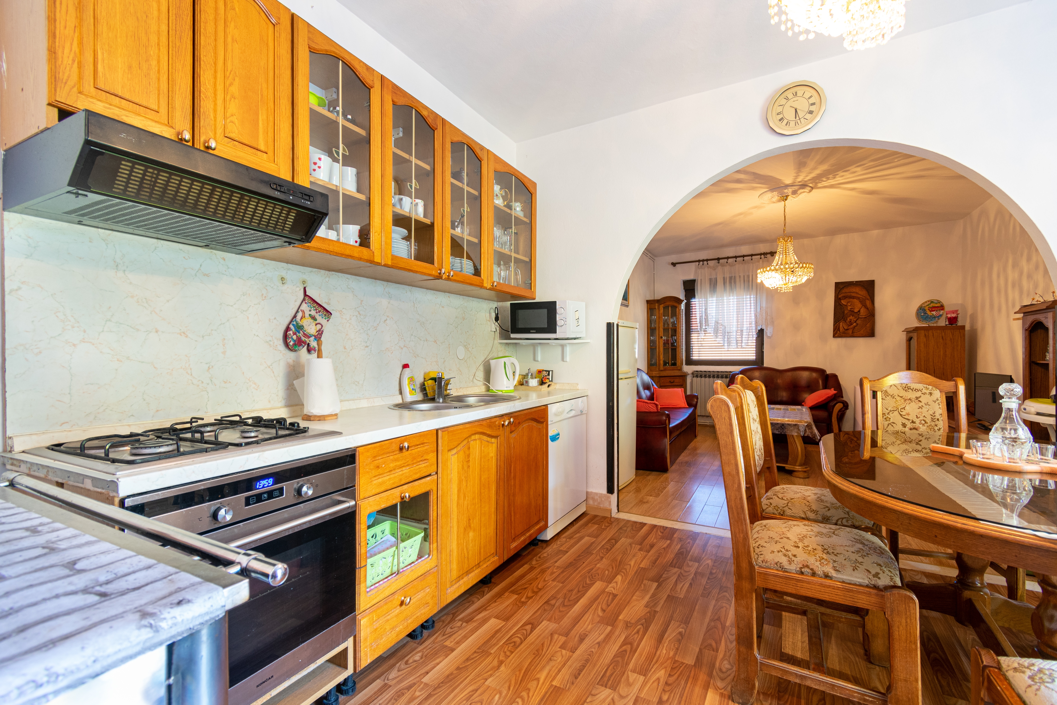 Four bedroom apartment with terrace Bibinje, Zadar  A-b