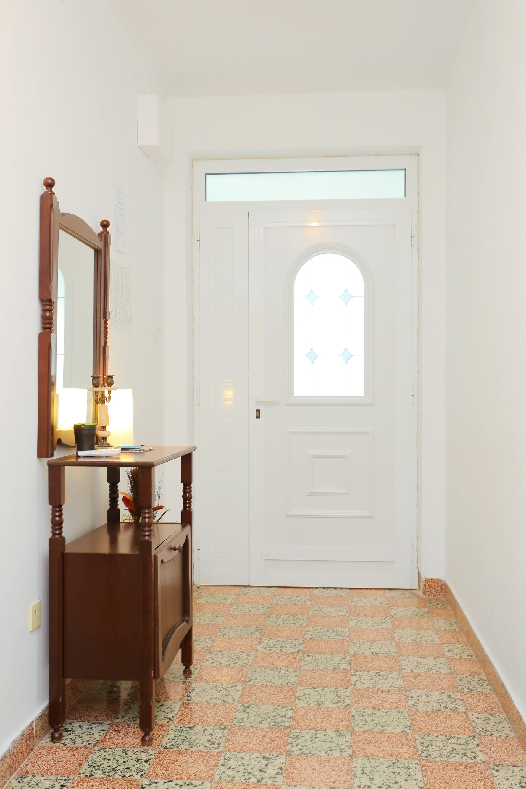 Three bedroom apartment near beach Sumpetar, Omiš  A-a