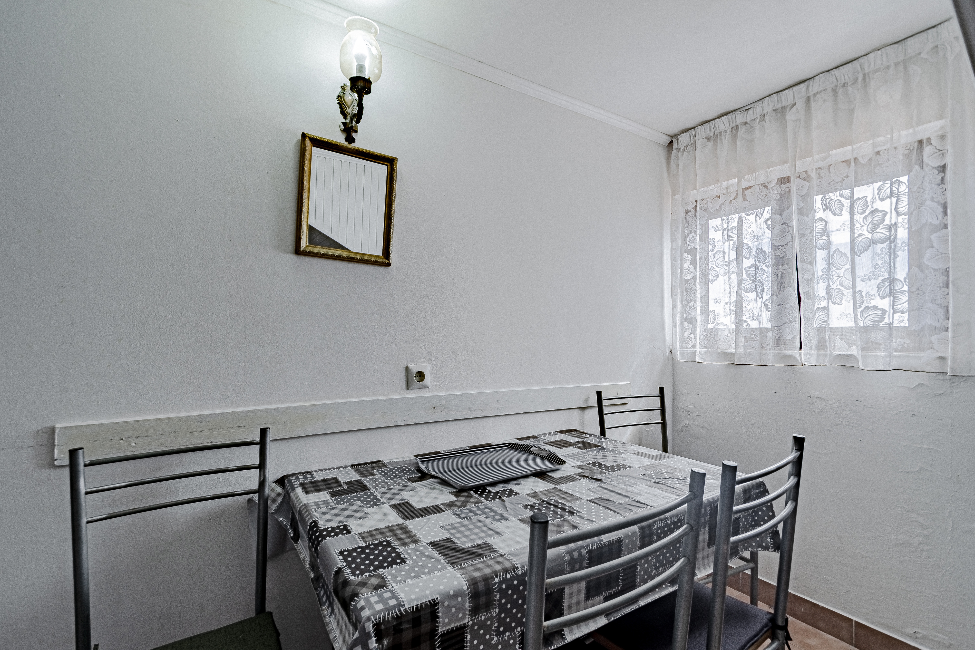 Two bedroom apartment near beach Zavalatica, Korčula  A-a