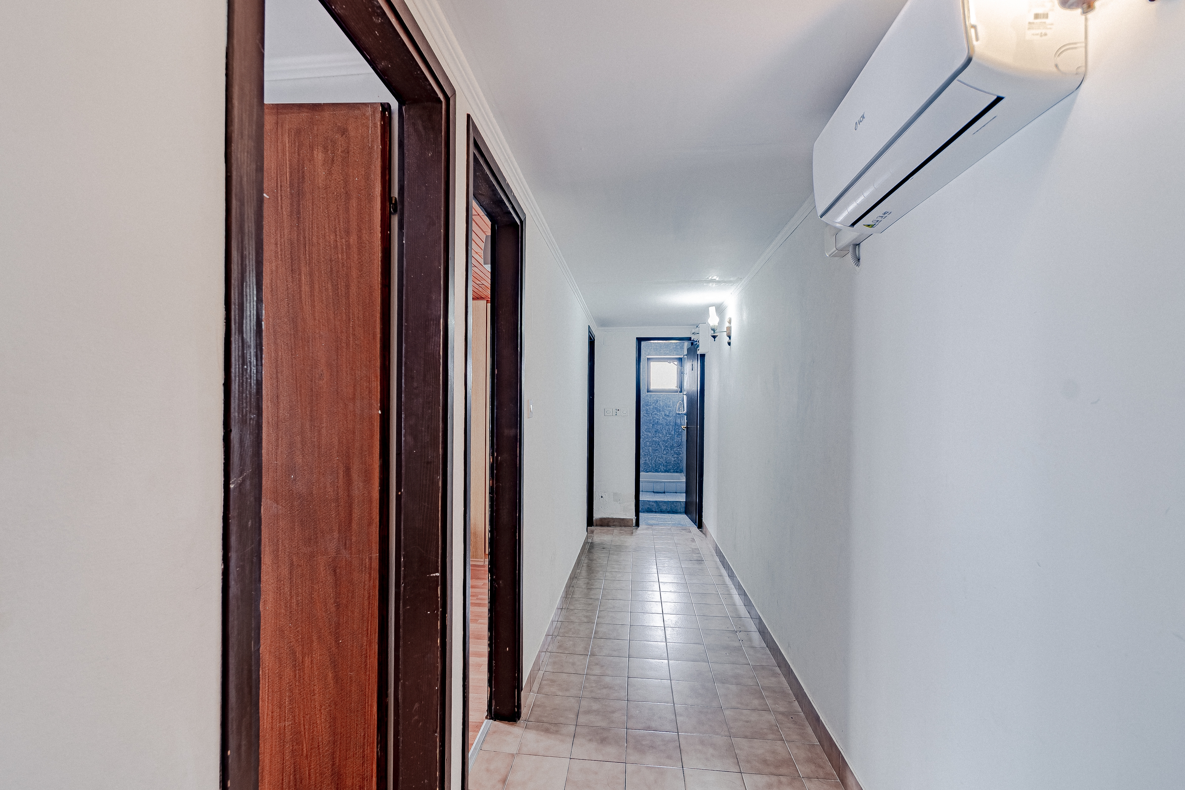 Two bedroom apartment near beach Zavalatica, Korčula  A-a