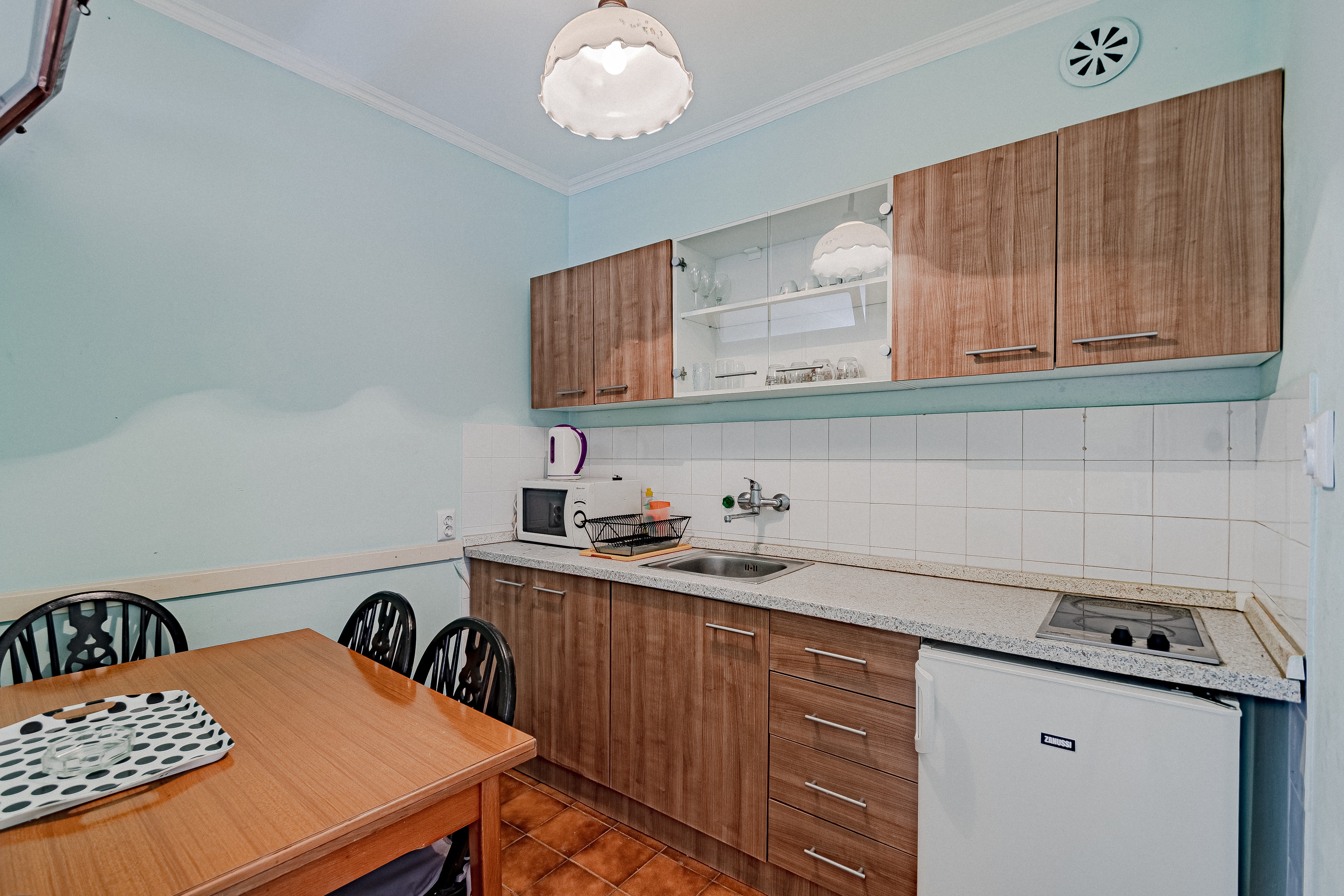 Two bedroom apartment near beach Zavalatica, Korčula  A-c