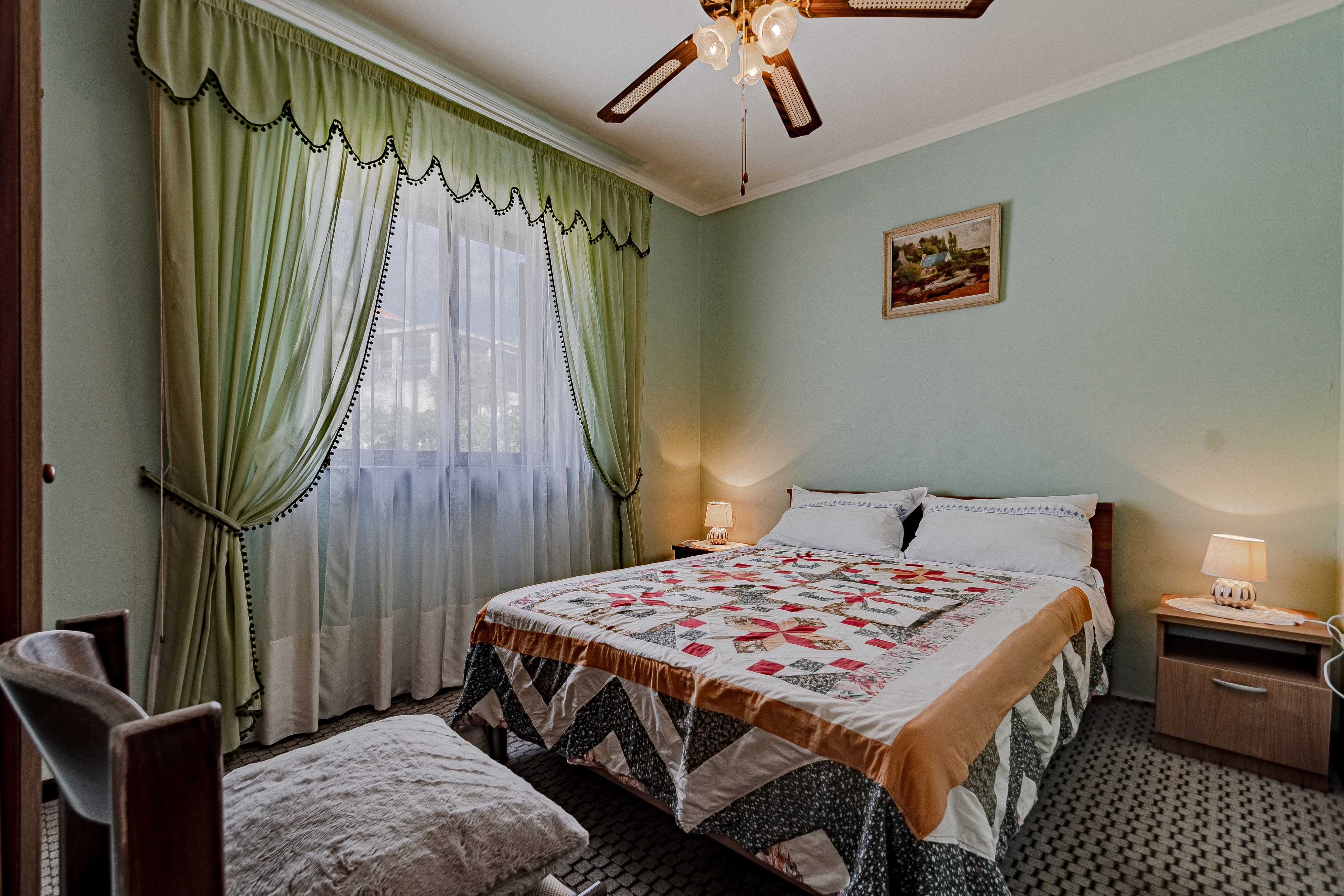 One bedroom apartment near beach Zavalatica, Korčula  A-e