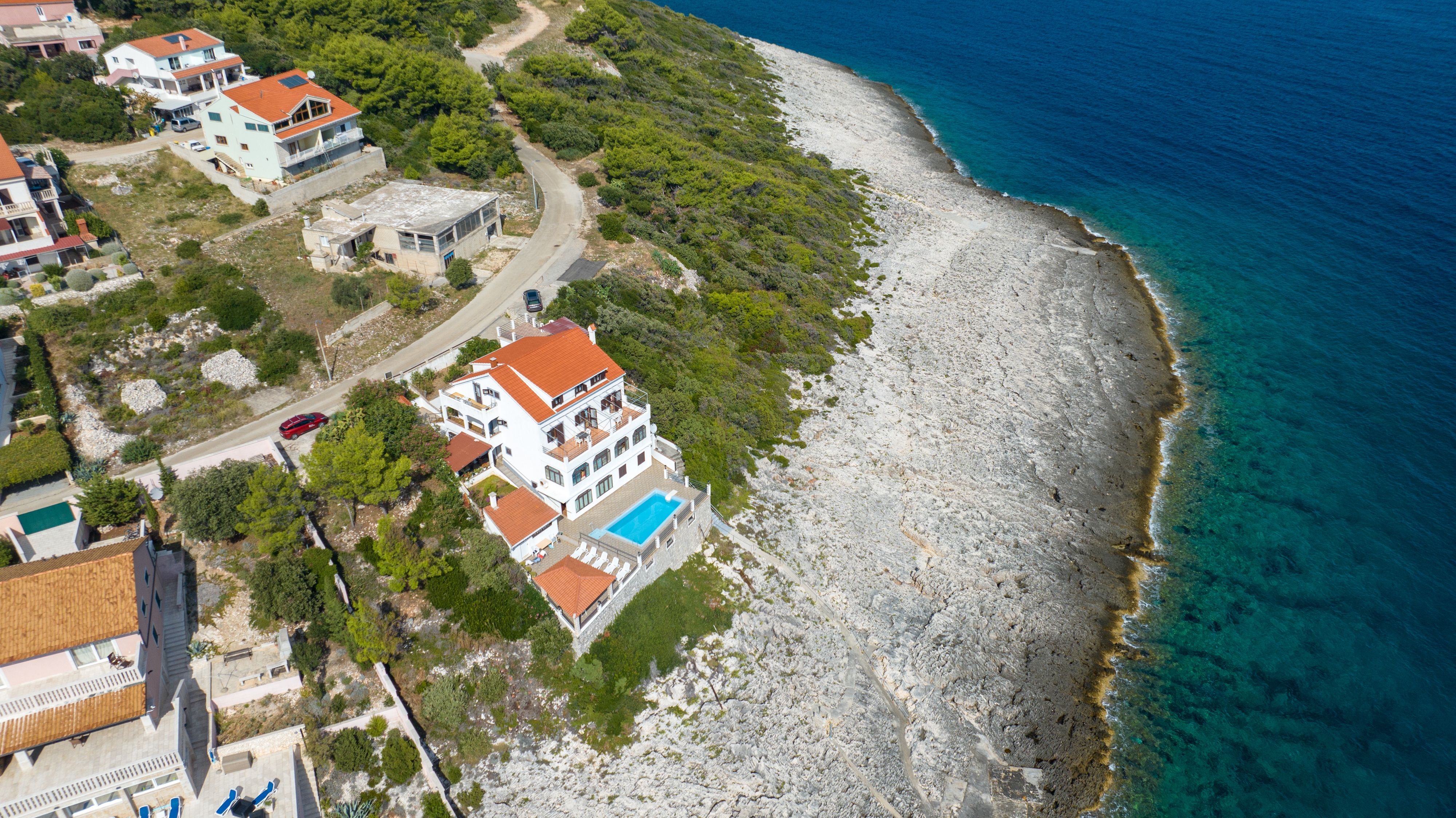 Dvosobni apartma ob morju Zavalatica, Korčula  A-b