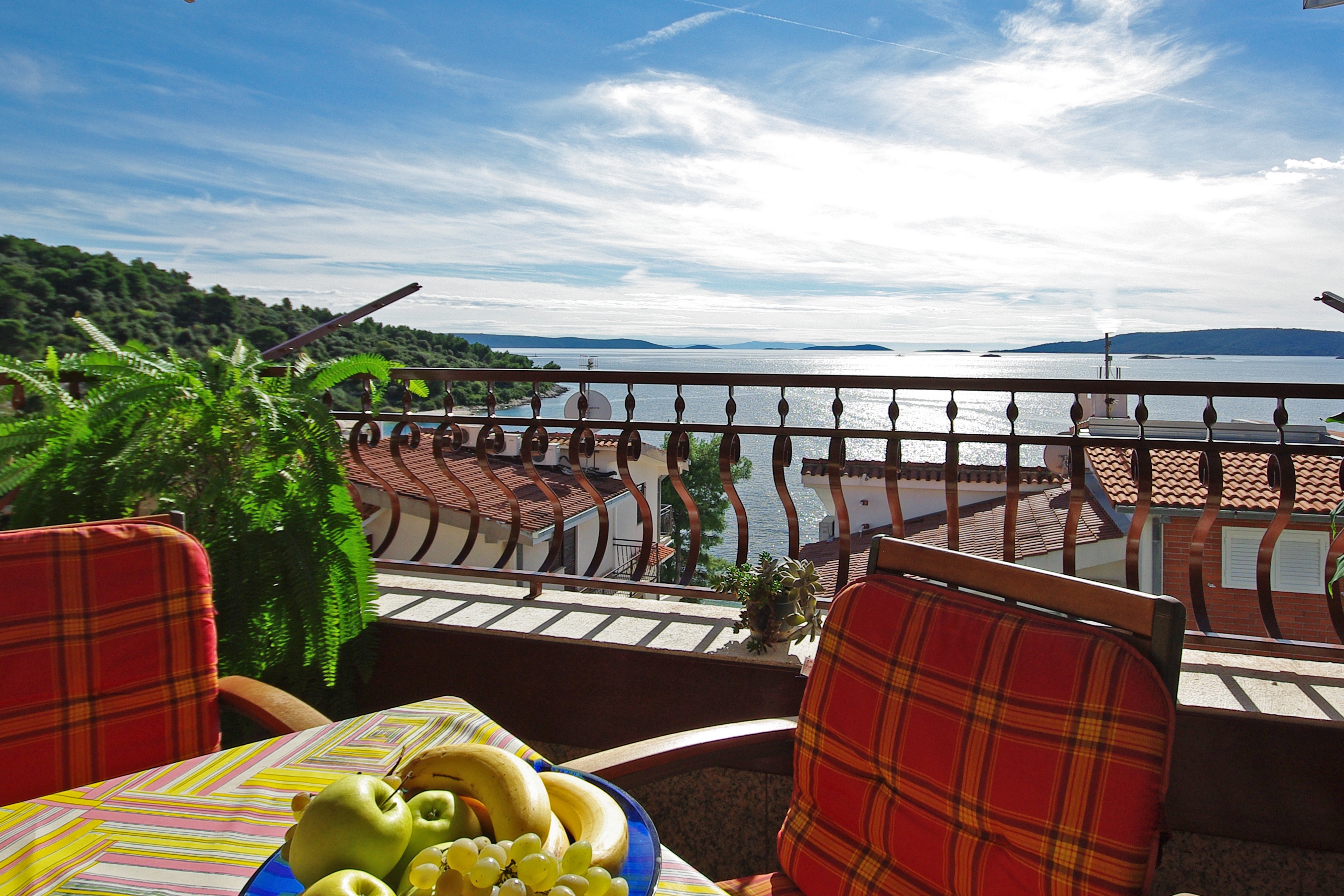 Two bedroom apartment near beach Okrug Donji, Čiovo  A-a