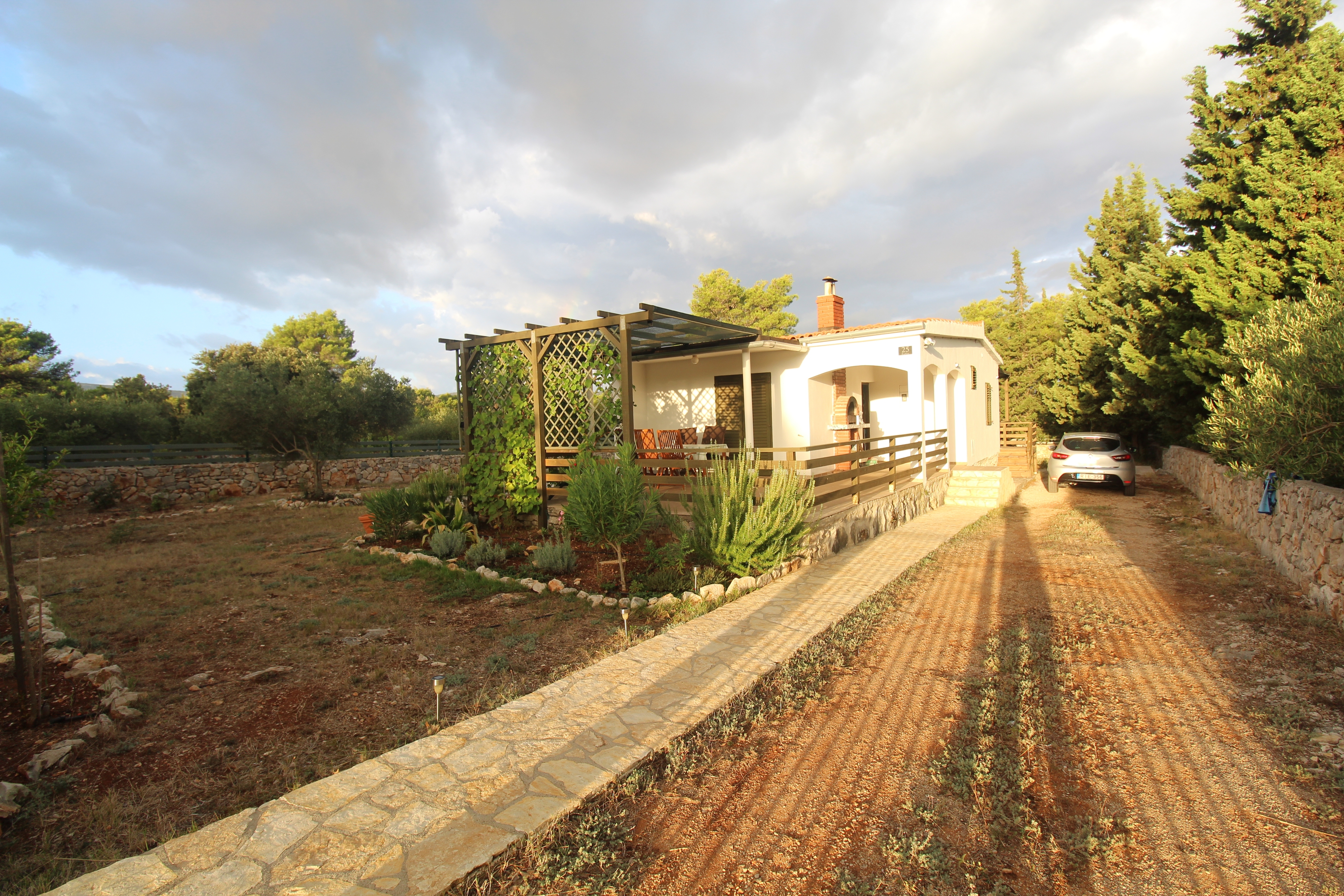Two bedroom house with terrace Rudina, Hvar (K-18333)