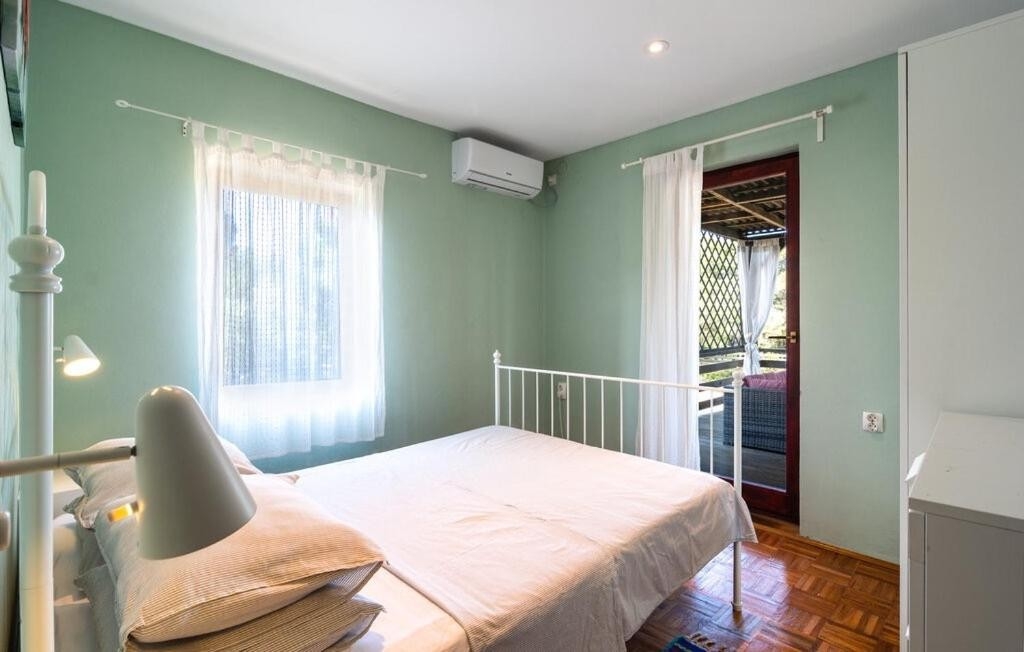 Top Hvar Rudina Top Hvar Rudina