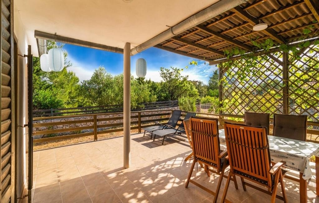 Two bedroom house with terrace Rudina, Hvar (K-18333) Two bedroom house with terrace Rudina, Hvar (K-18333)