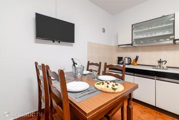 Fažana, Salle à manger dans l’hébergement en type apartment, animaux acceptés et WiFi.