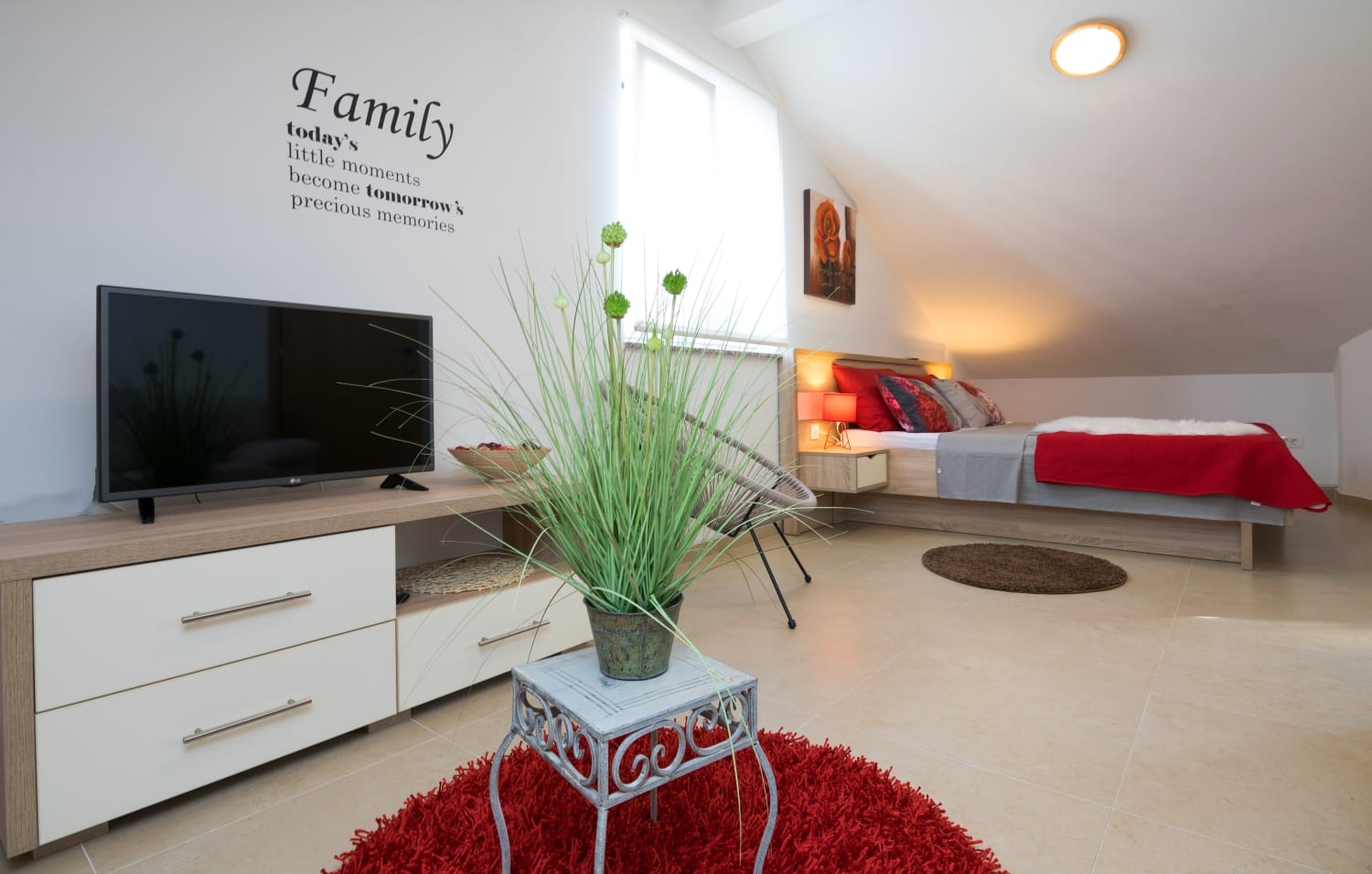 Four bedroom house with terrace and sea view Novigrad  K