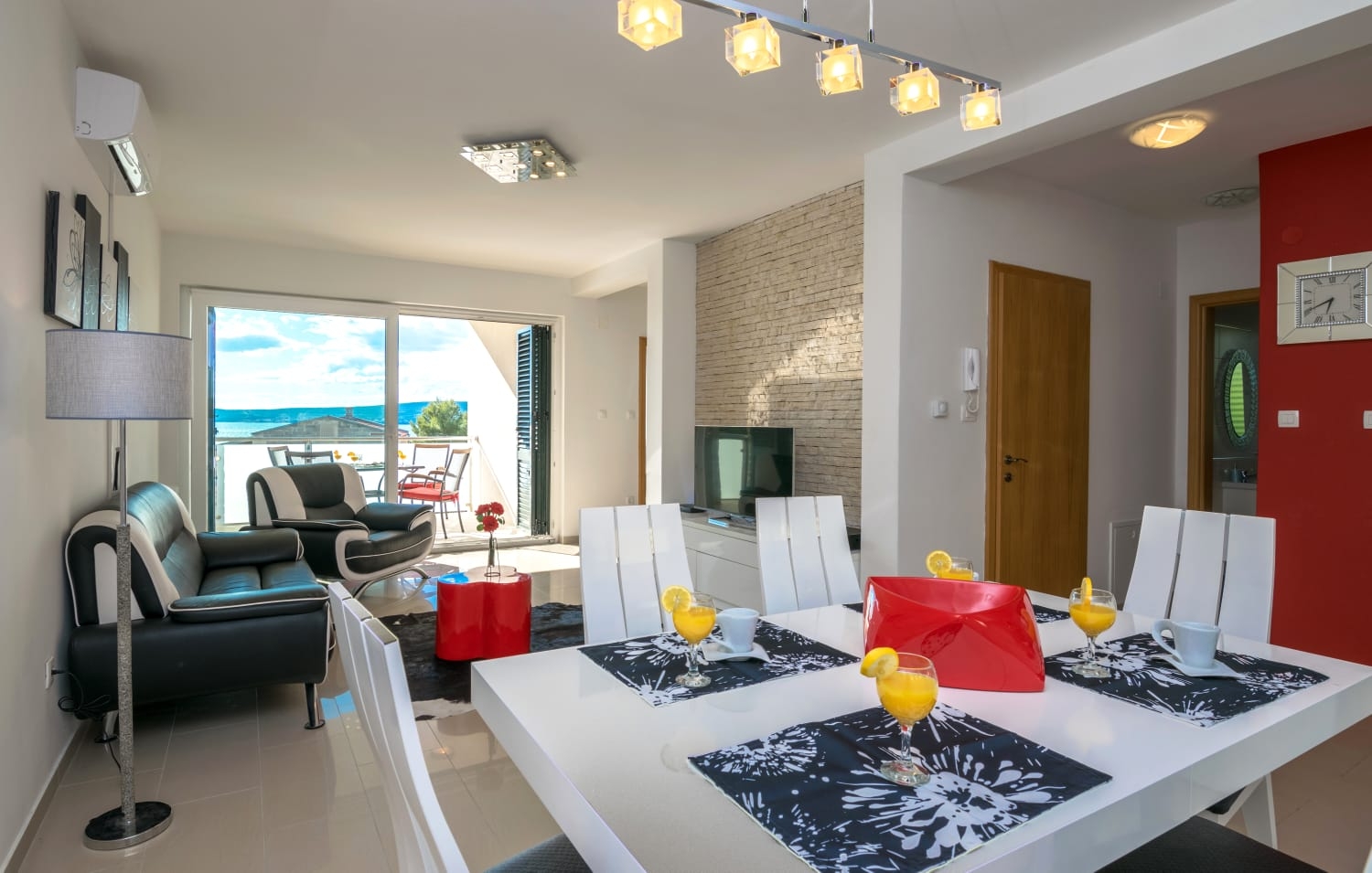 Four bedroom house with terrace and sea view Novigrad  K
