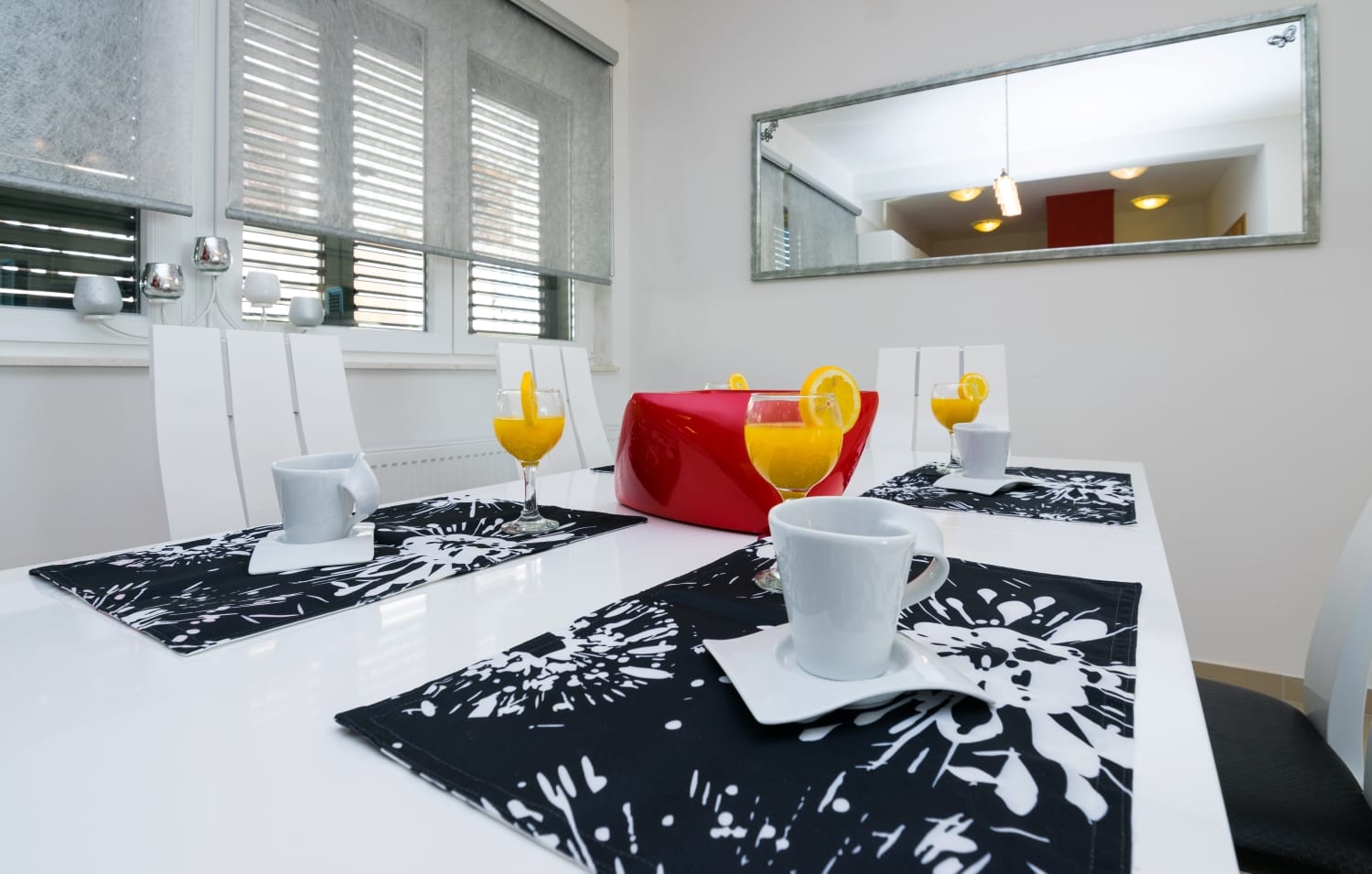 Four bedroom house with terrace and sea view Novigrad  K