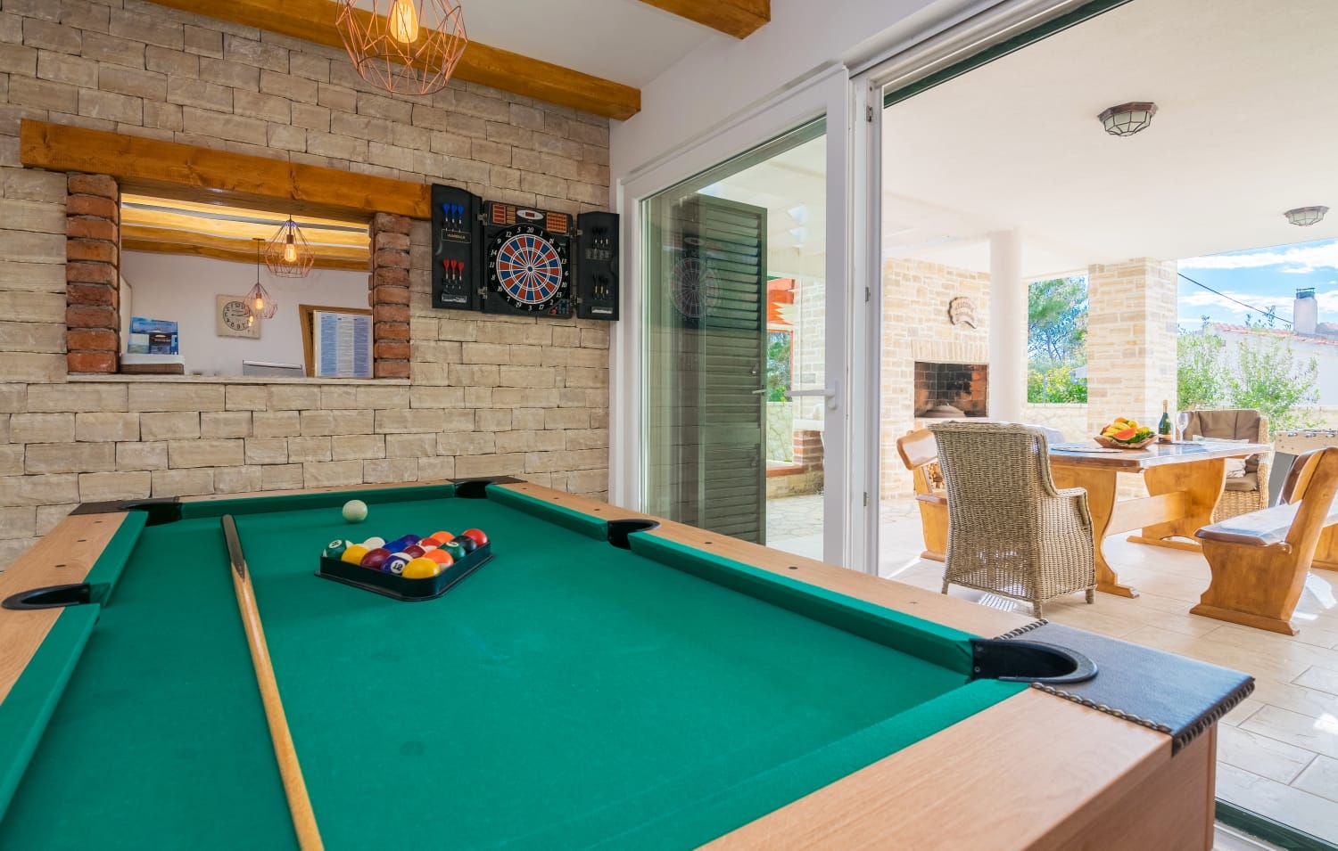 Four bedroom house with terrace and sea view Novigrad  K