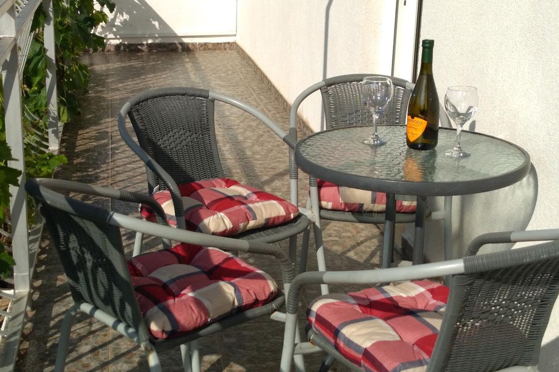 Two bedroom apartment with balcony Katuni, Zagora  A-a