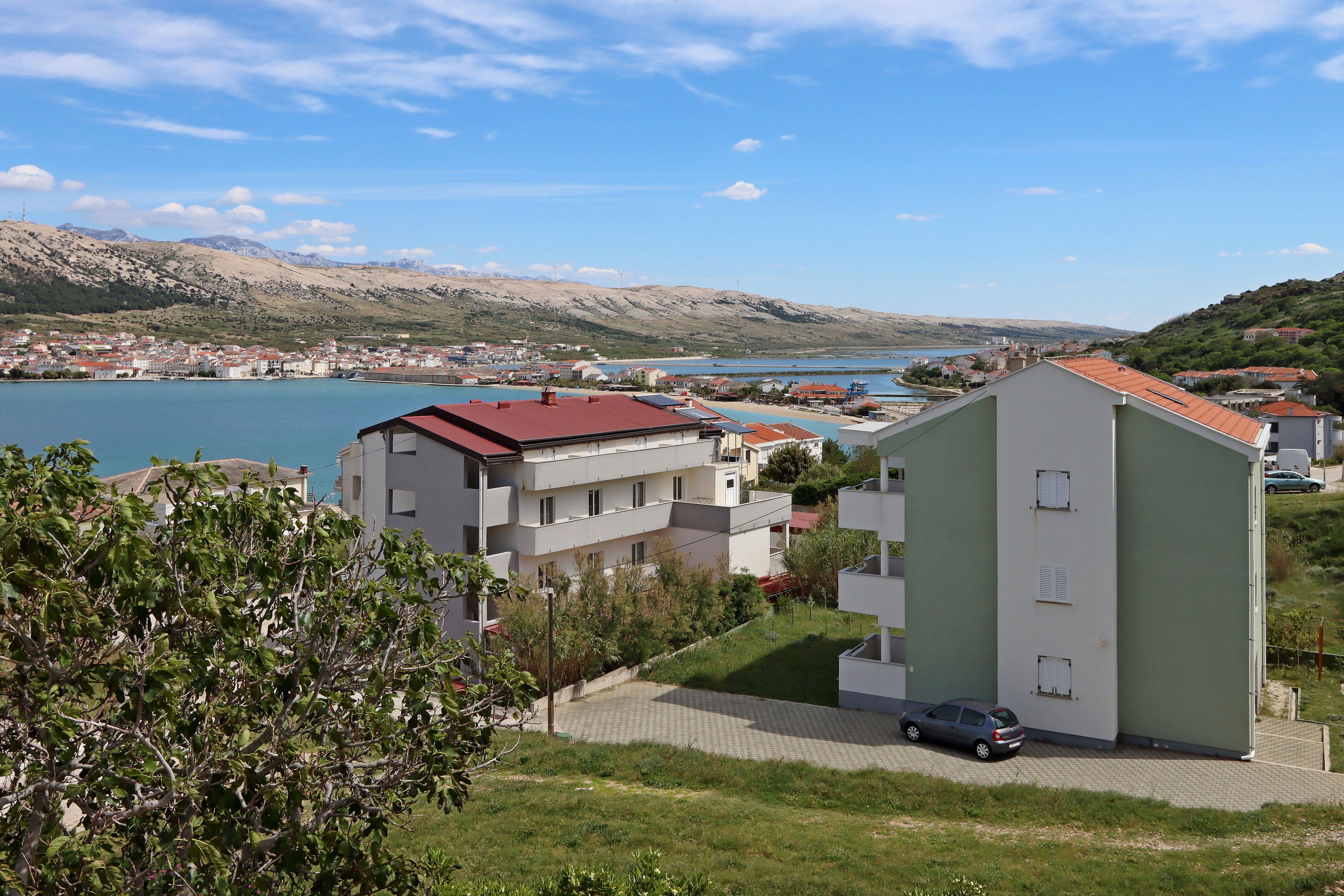 Two bedroom apartment with terrace and sea view Pag  A-a