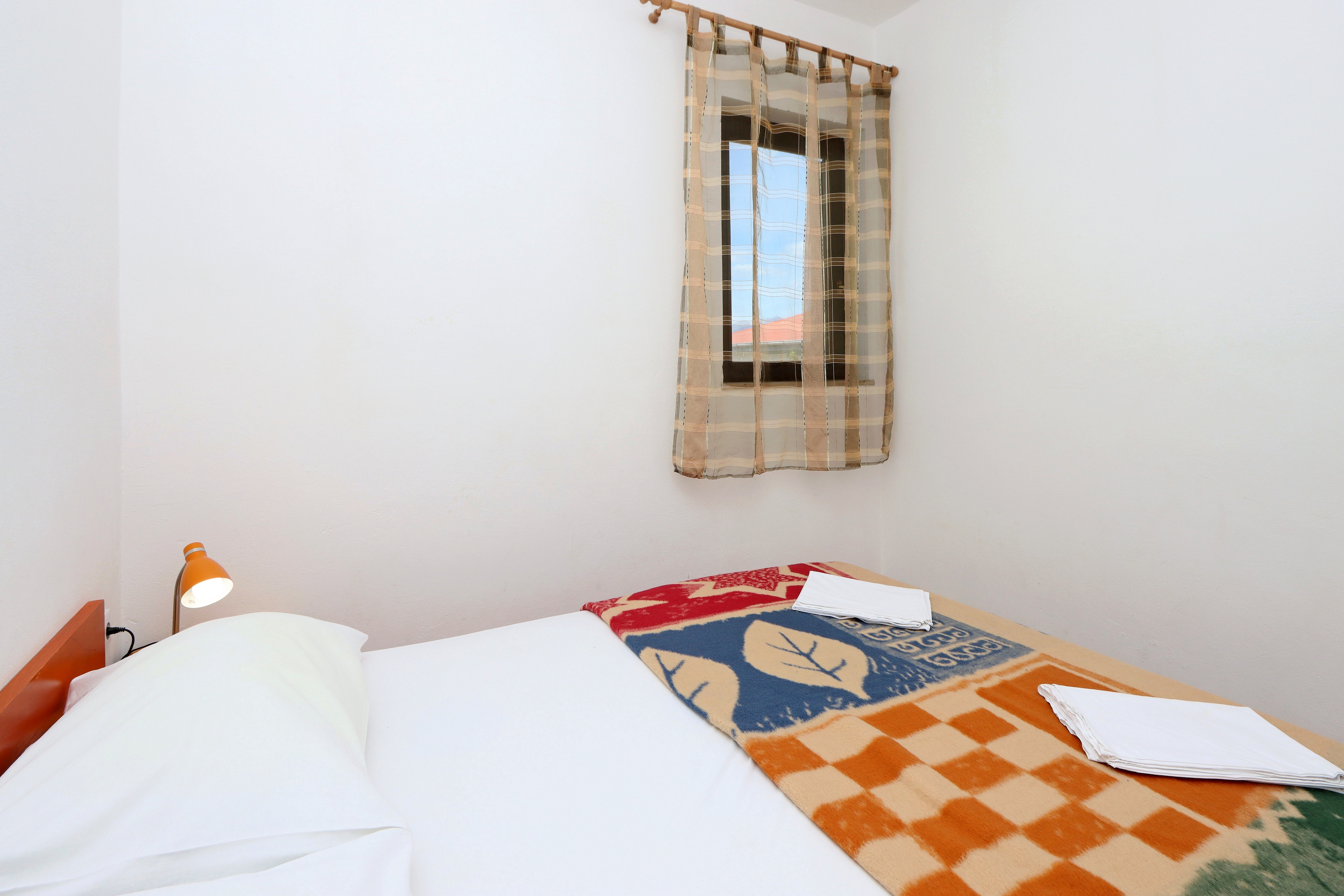 Two bedroom apartment with terrace and sea view Pag  A-b