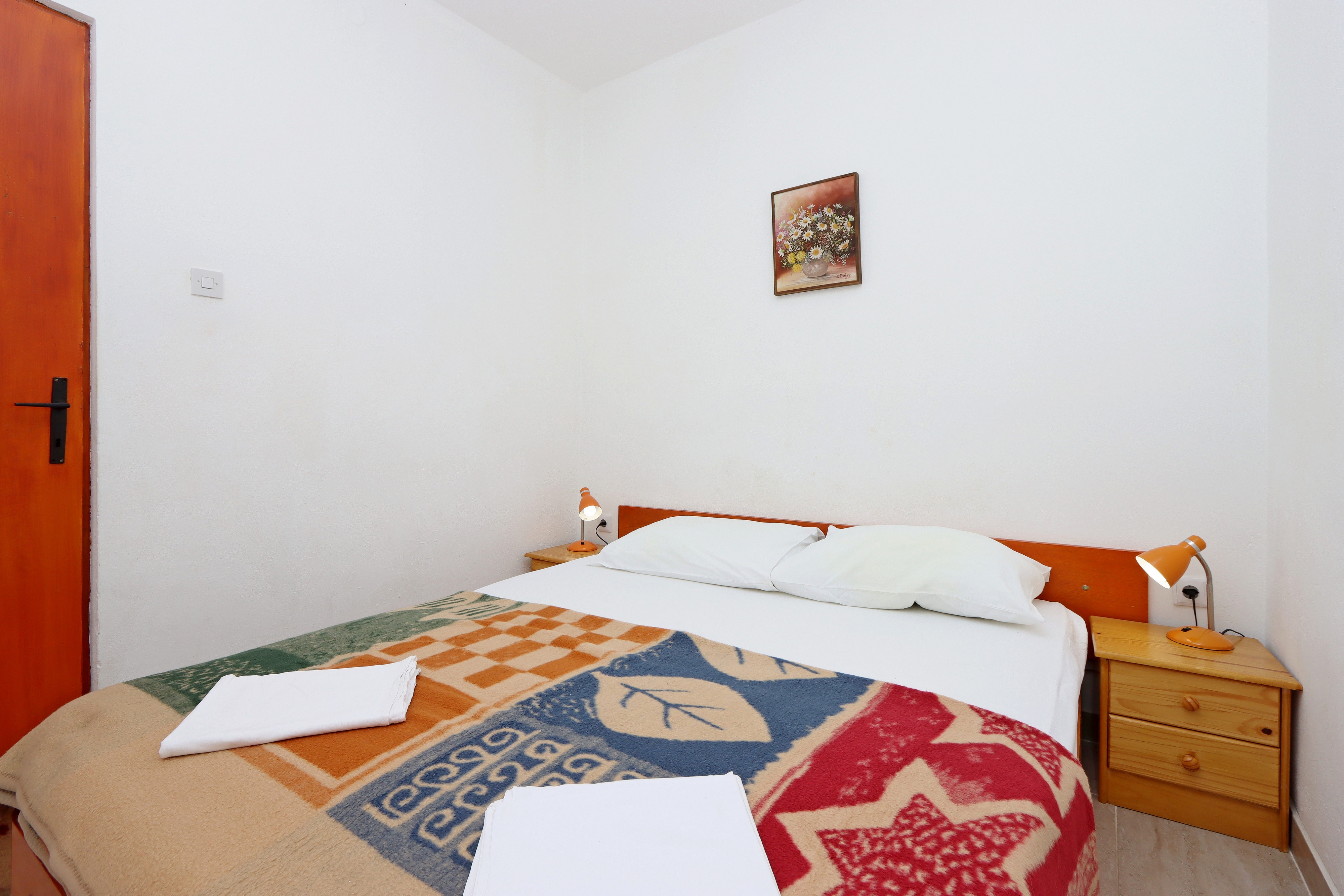Two bedroom apartment with terrace and sea view Pag  A-b