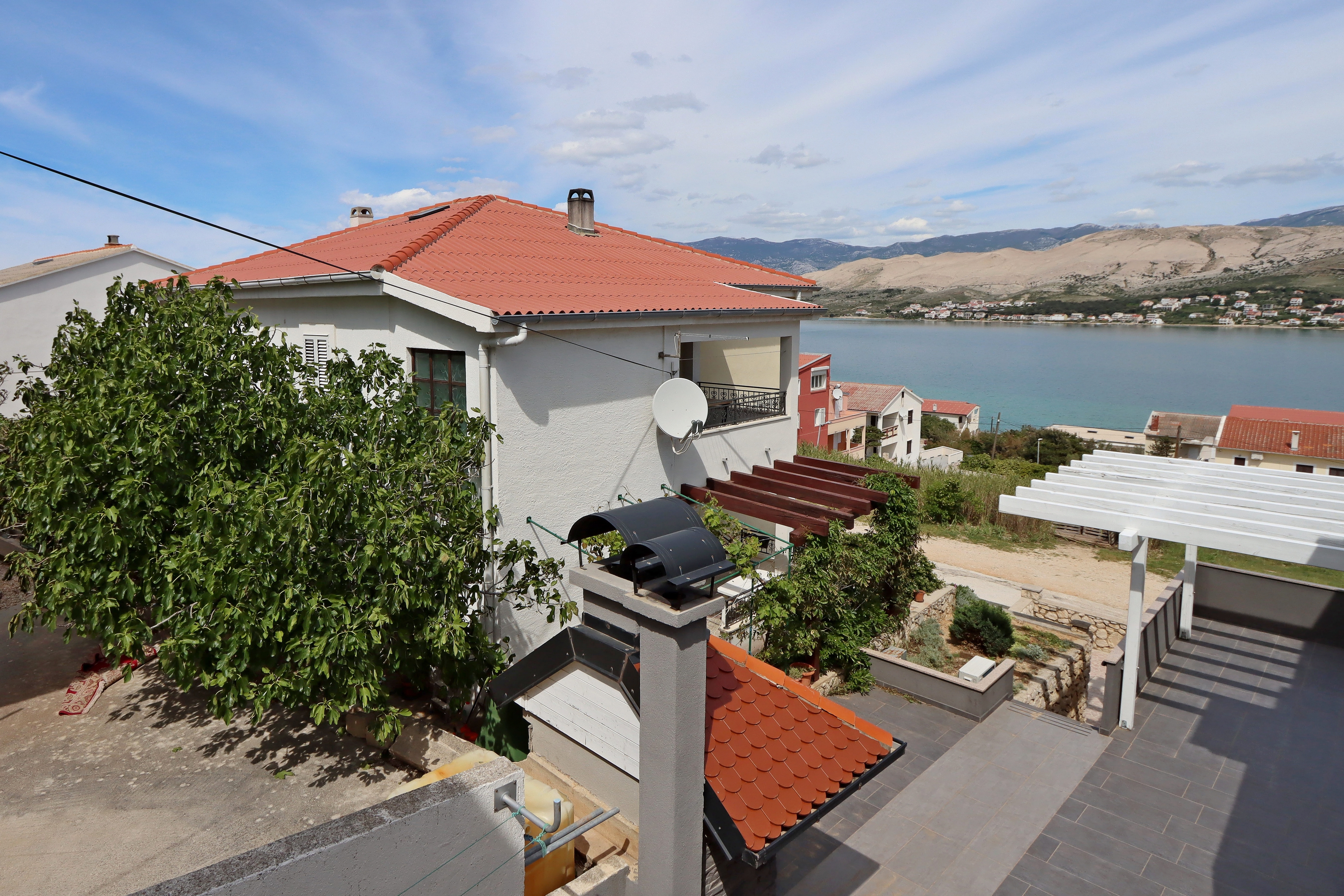 Two bedroom apartment with terrace and sea view Pag  A-b