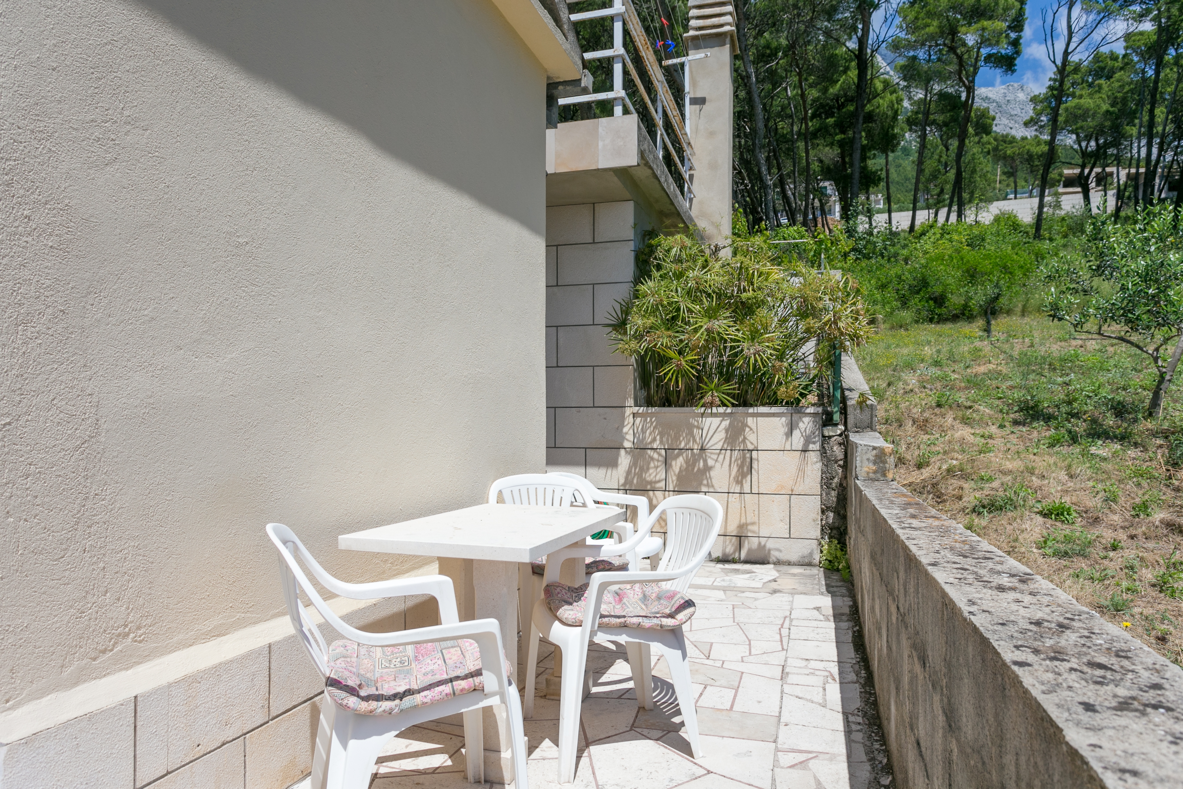 One bedroom apartment with balcony and sea view Brela, Makarska  A-a