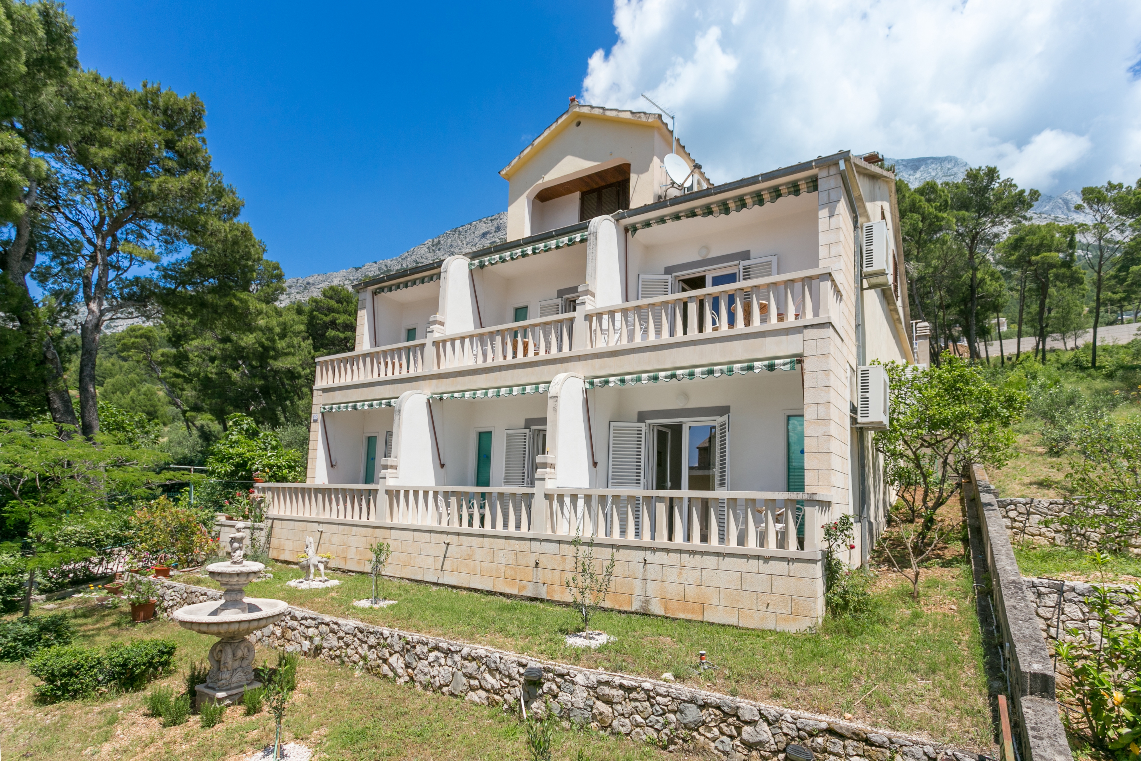 Studio S teraso Brela, Makarska  AS-f