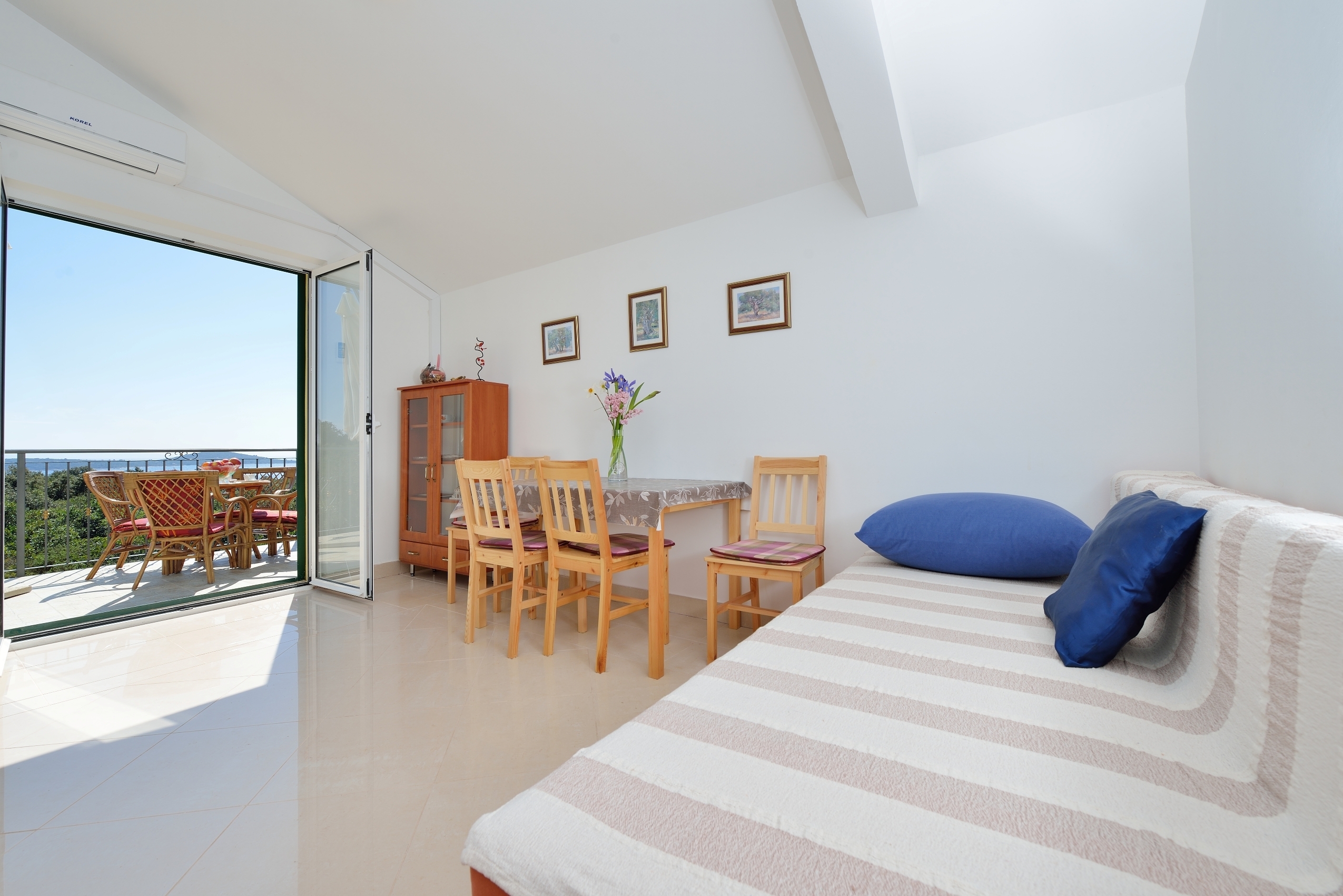 One bedroom apartment with terrace and sea view Cove Ljubljeva, Trogir  A-a