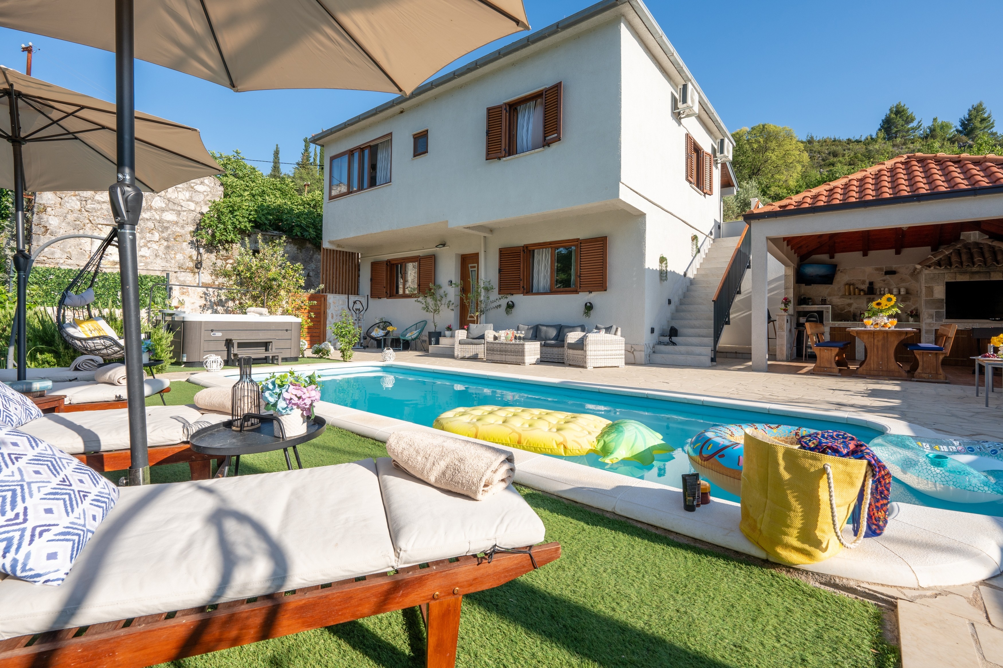 Maison de trois chambres avec une piscine Ošlje, Dubrovnik (K-18381)