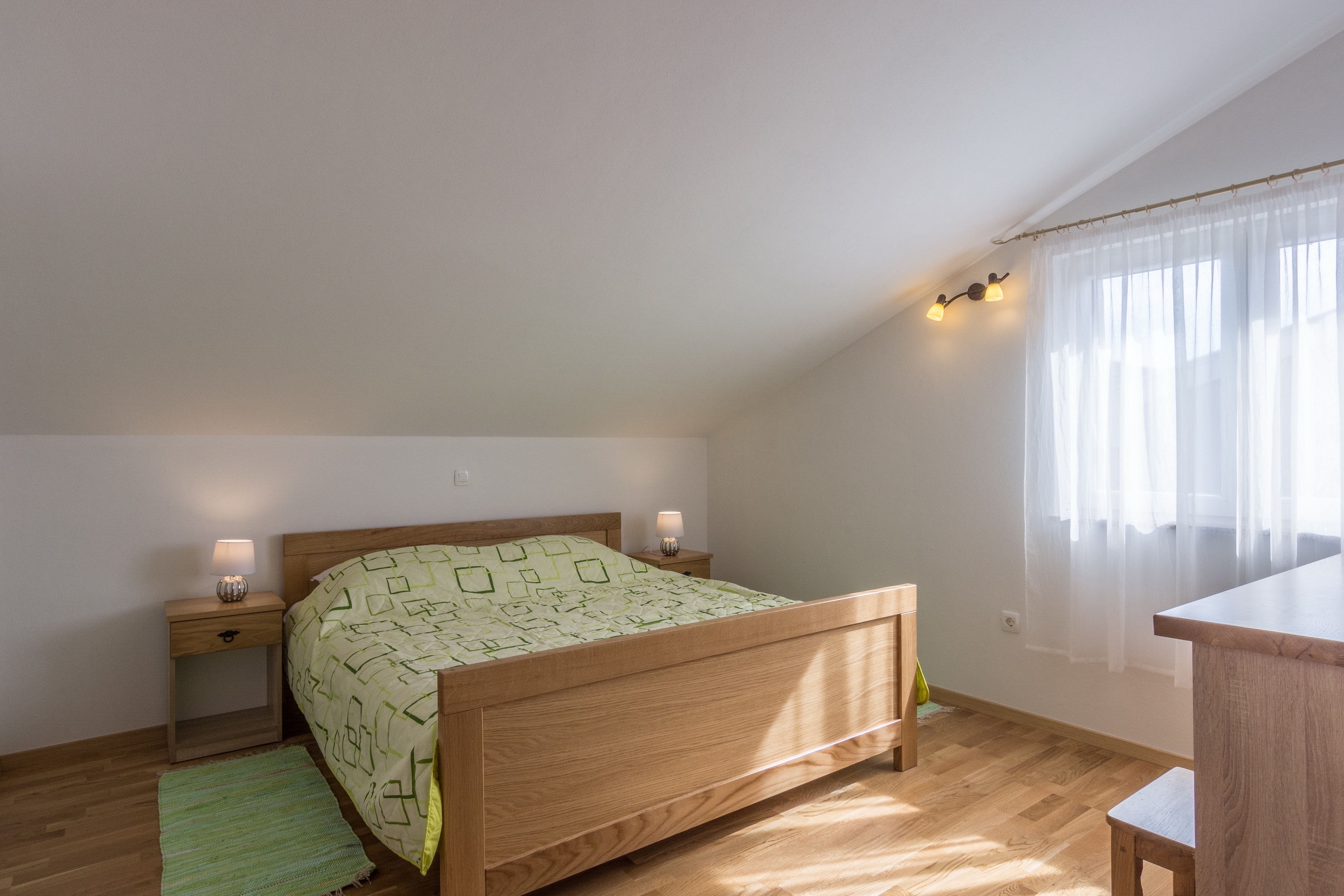 Comfortable and spacious apartment with terrace and sea view Šimuni, Pag  A-c
