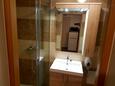 Ванная комната Karin Gornji, Ванная комната в размещении типа apartment, WiFi.