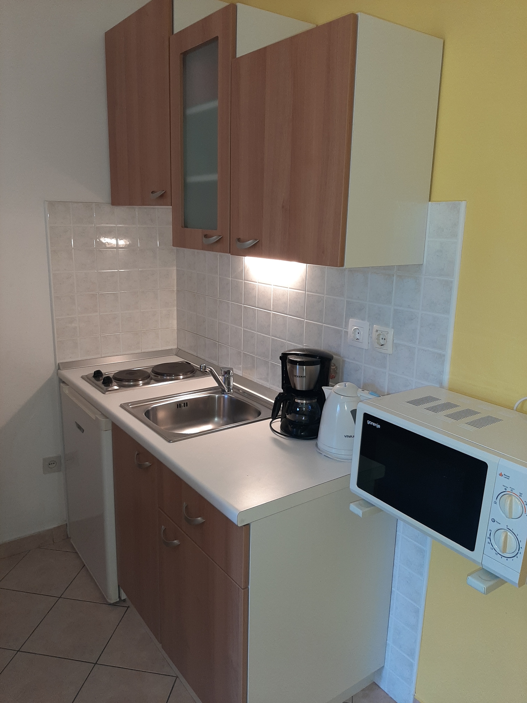 Top Rab Lopar Top Rab Lopar