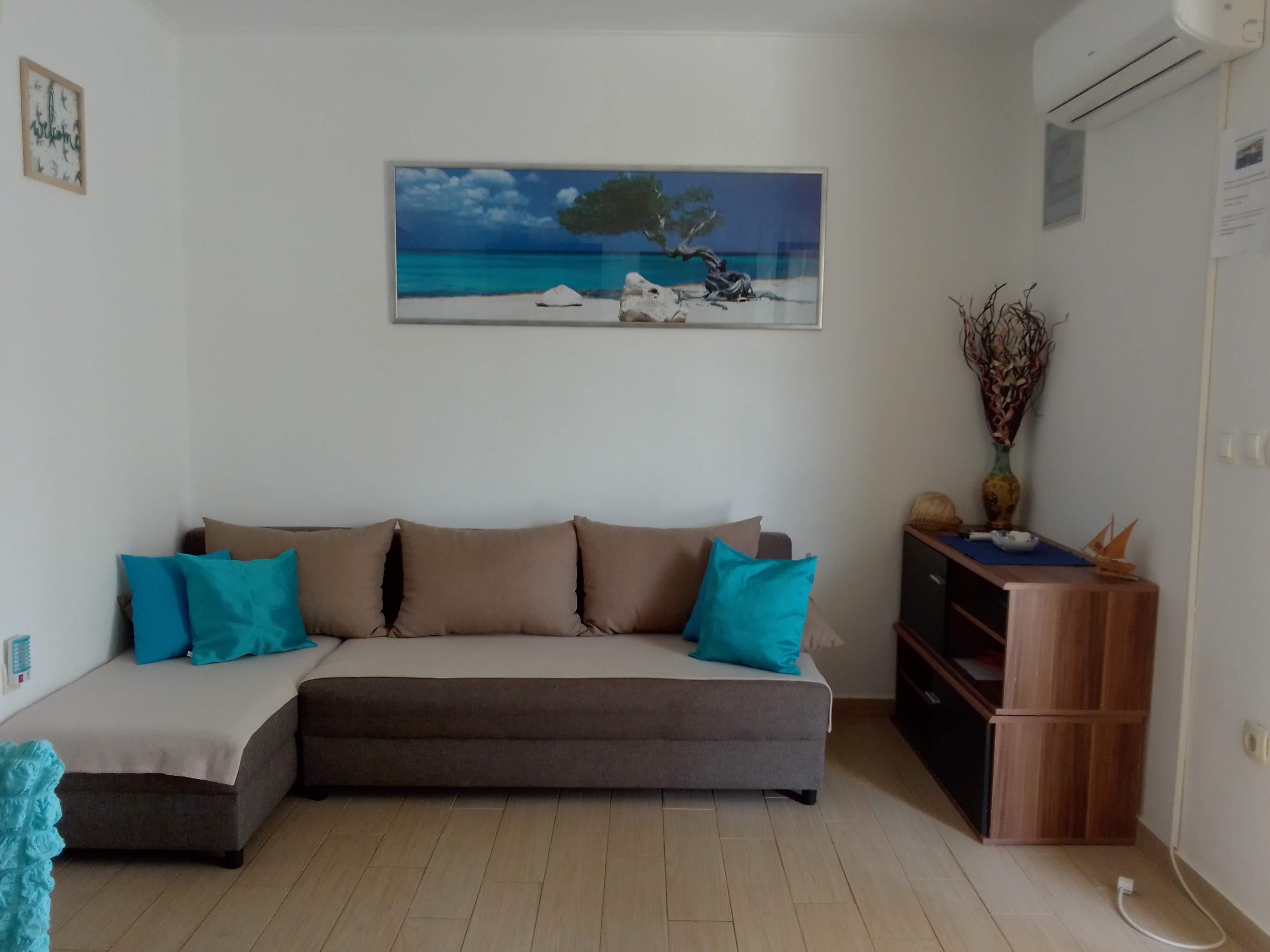 Two bedroom apartment near beach Zavalatica, Korčula (A-184-a)